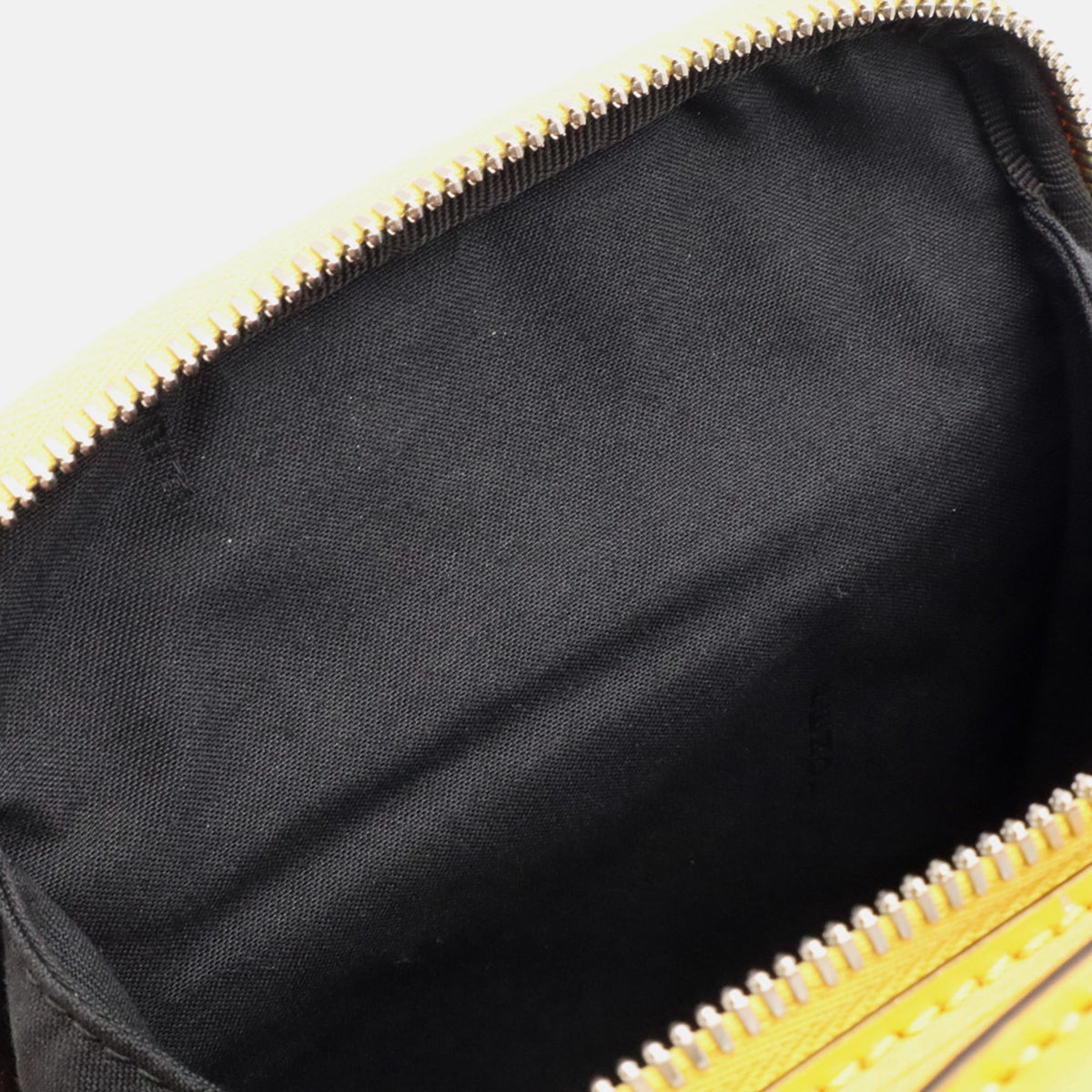 Fendi Yellow Leather Handbag Shoulder Bag (Pre-Owned)