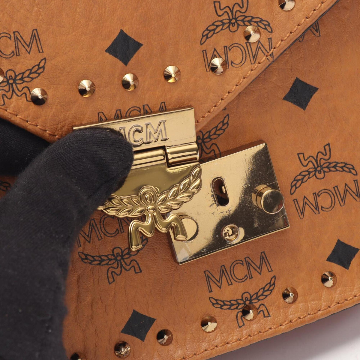 Mcm Brown Coated Canvas Leather Handbag Shoulder Bag (Pre-Owned)