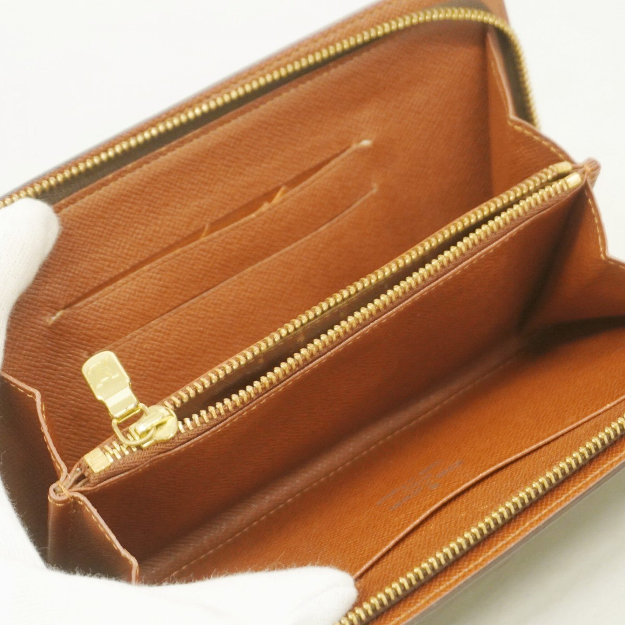 Louis Vuitton Brown Long Wallet (Bi-Fold) (Pre-Owned)