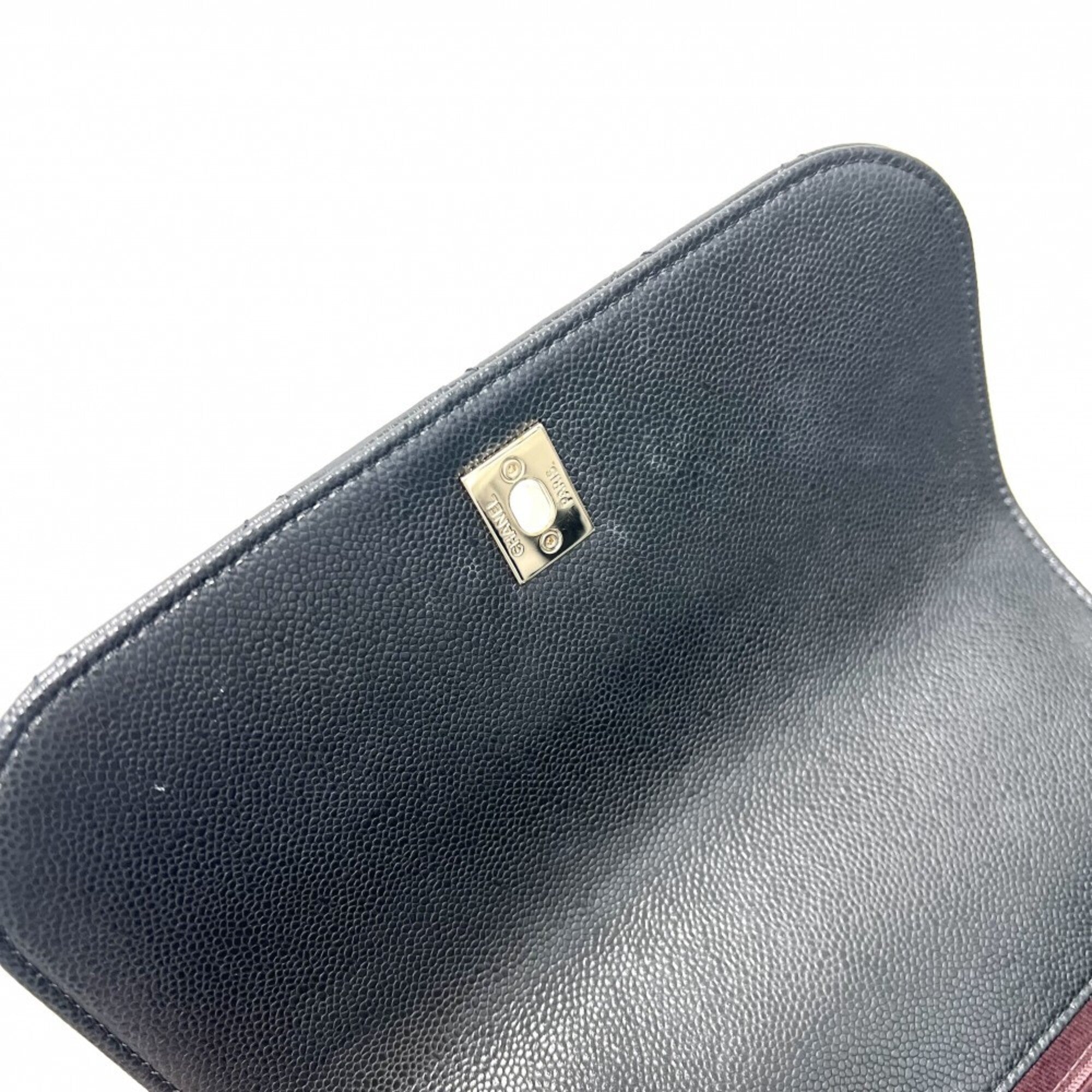 Chanel Black White Grained Calfskin Handbag Shoulder Bag (Pre-Owned)