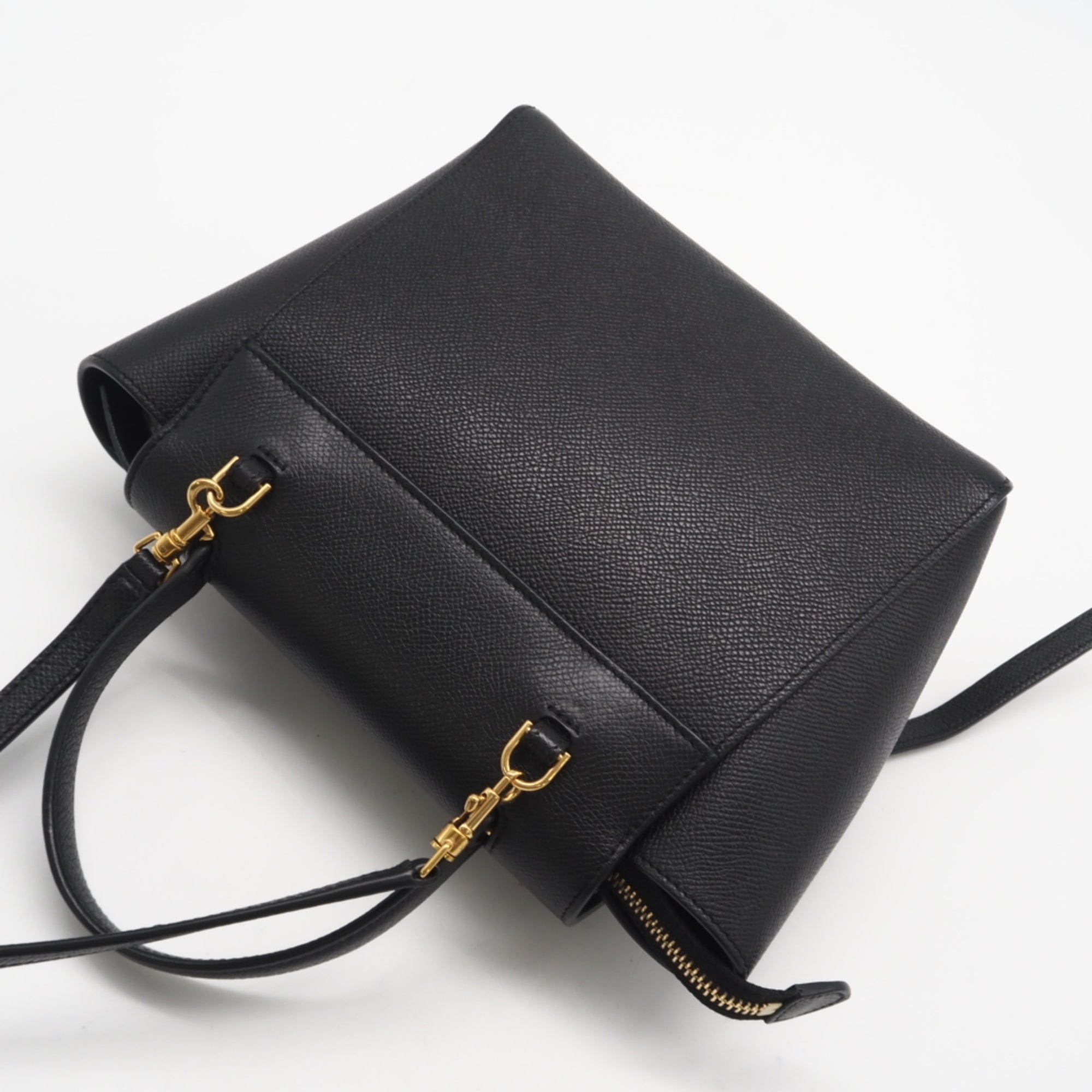 Celine Black Leather Handbag (Pre-Owned)