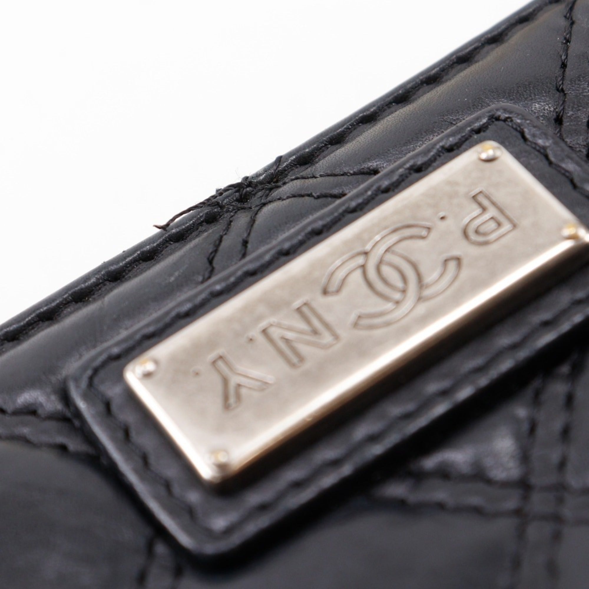 Chanel Matelasse Black Leather Long Wallet (Bi-Fold) (Pre-Owned)