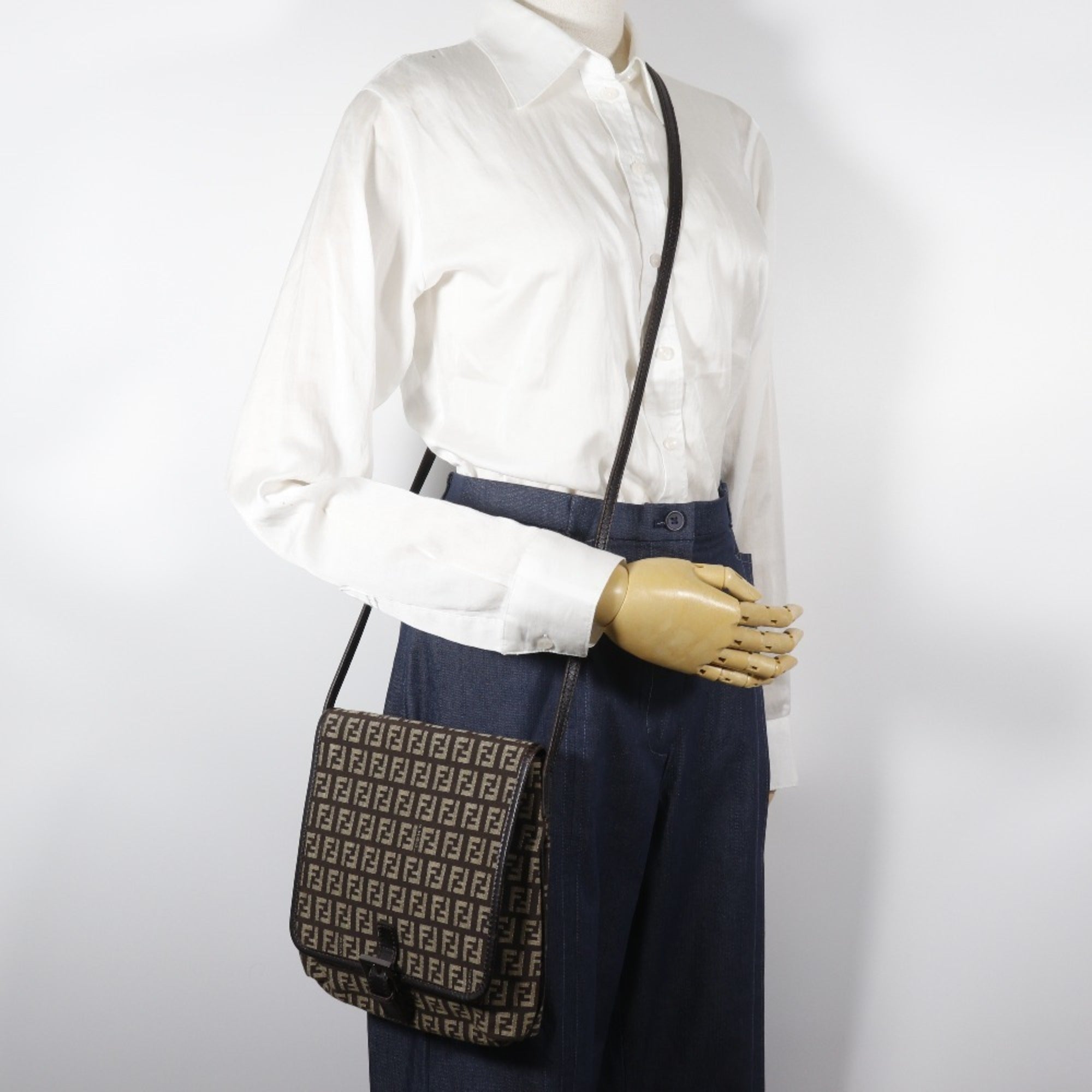 Fendi Brown Zucchino Shoulder Bag (Pre-Owned)