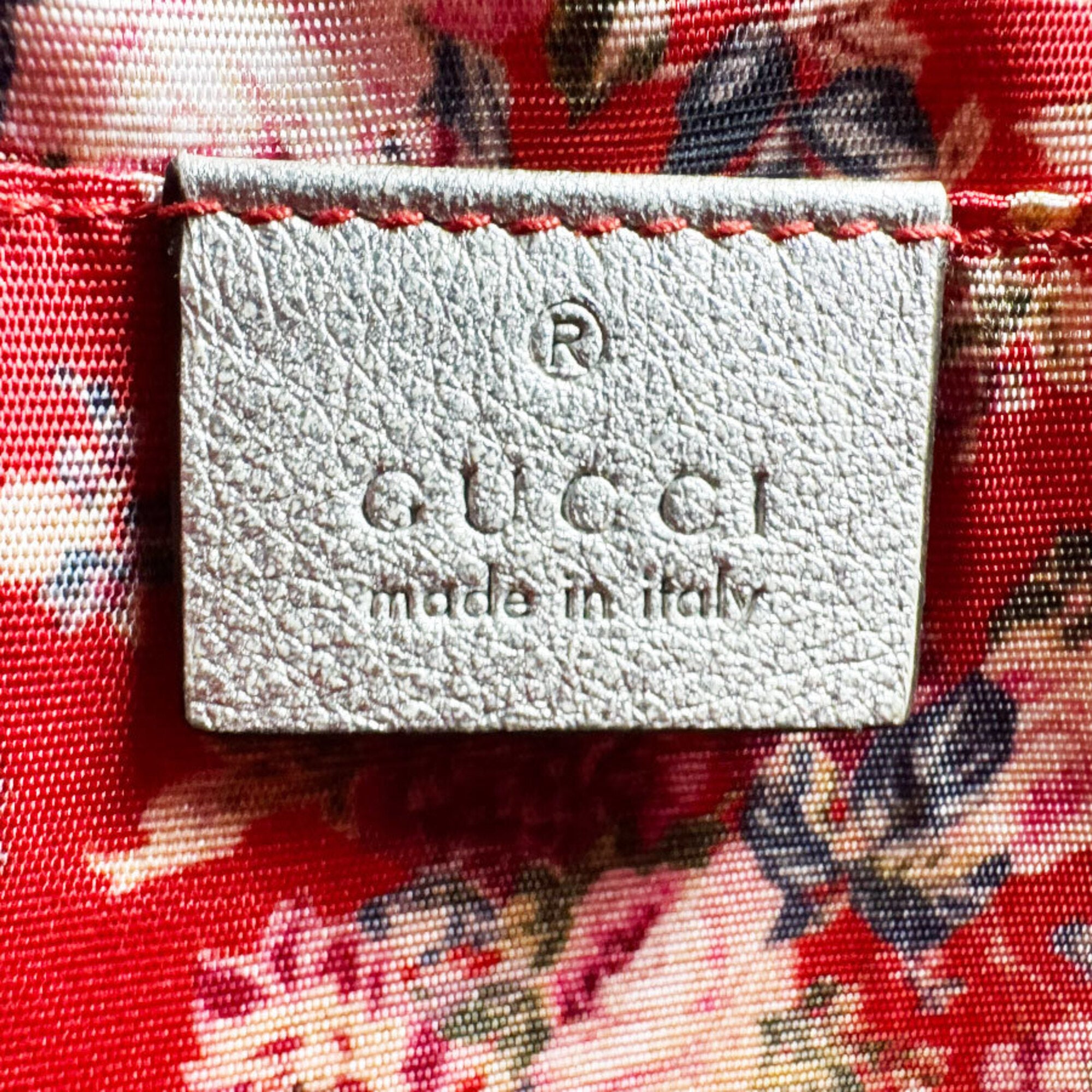 Gucci Silver Leather Shoulder Bag (Pre-Owned)