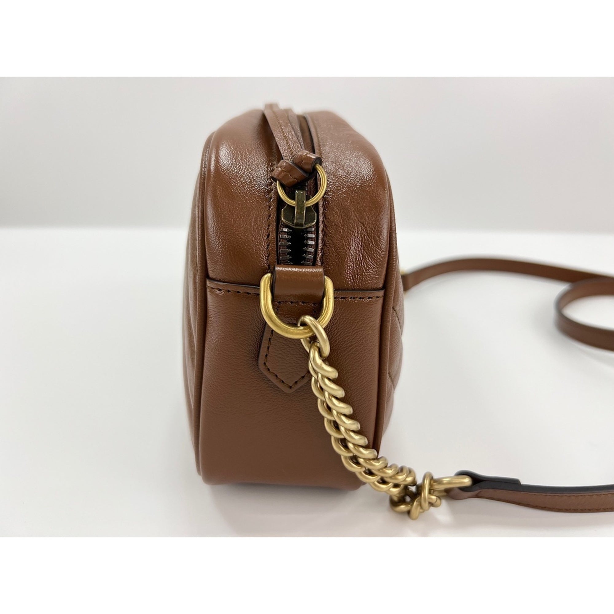 Gucci Brown Leather Shoulder Bag (Pre-Owned)
