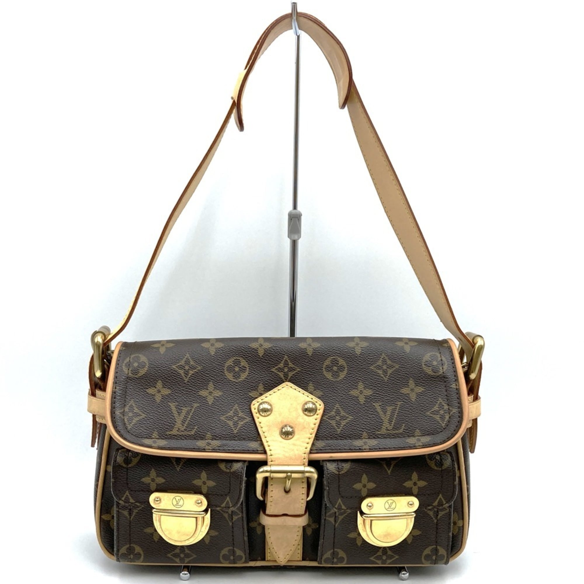 Louis Vuitton Brown Monogram Monogram Shoulder Bag (Pre-Owned)