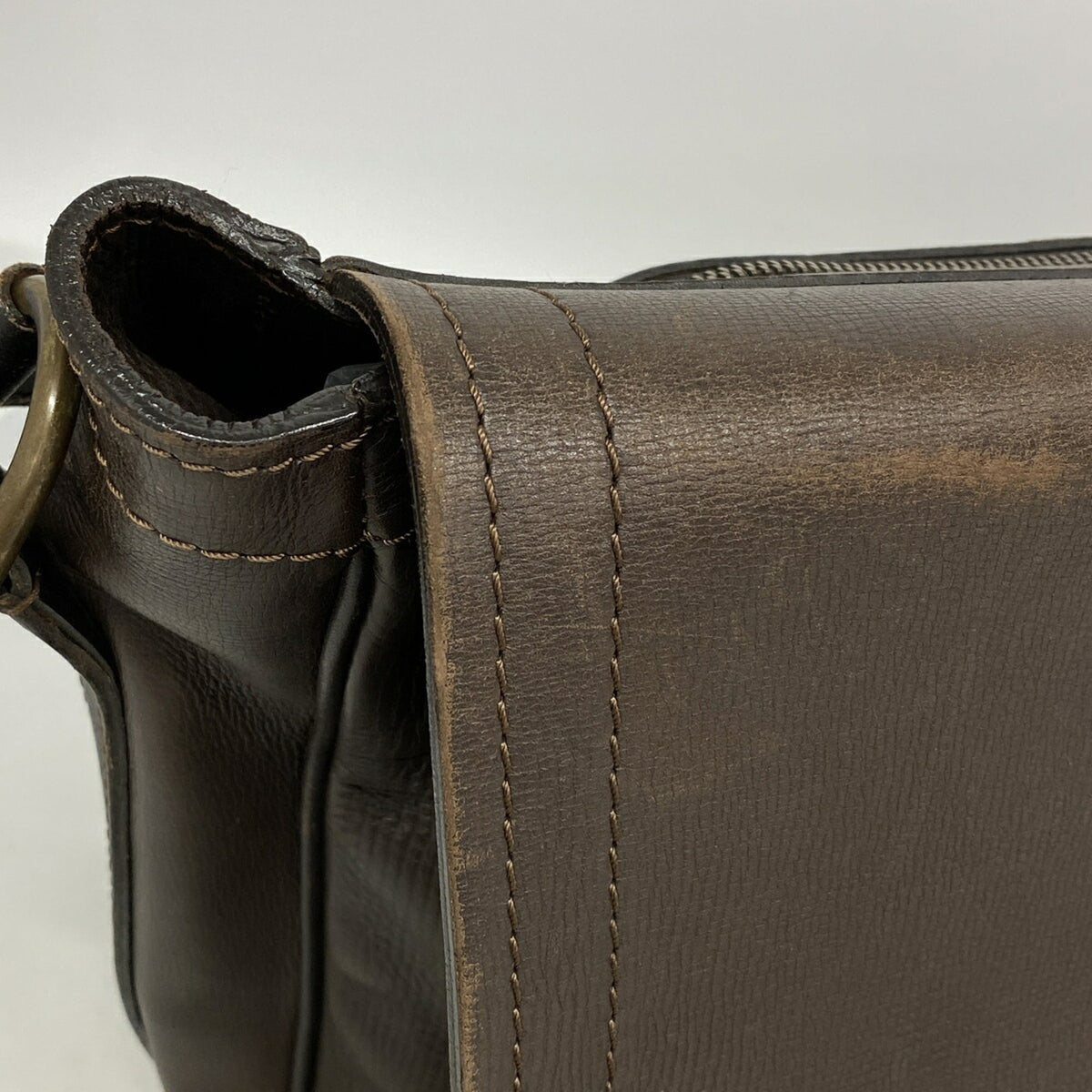 Louis Vuitton Coffee Shoulder Bag (Pre-Owned)