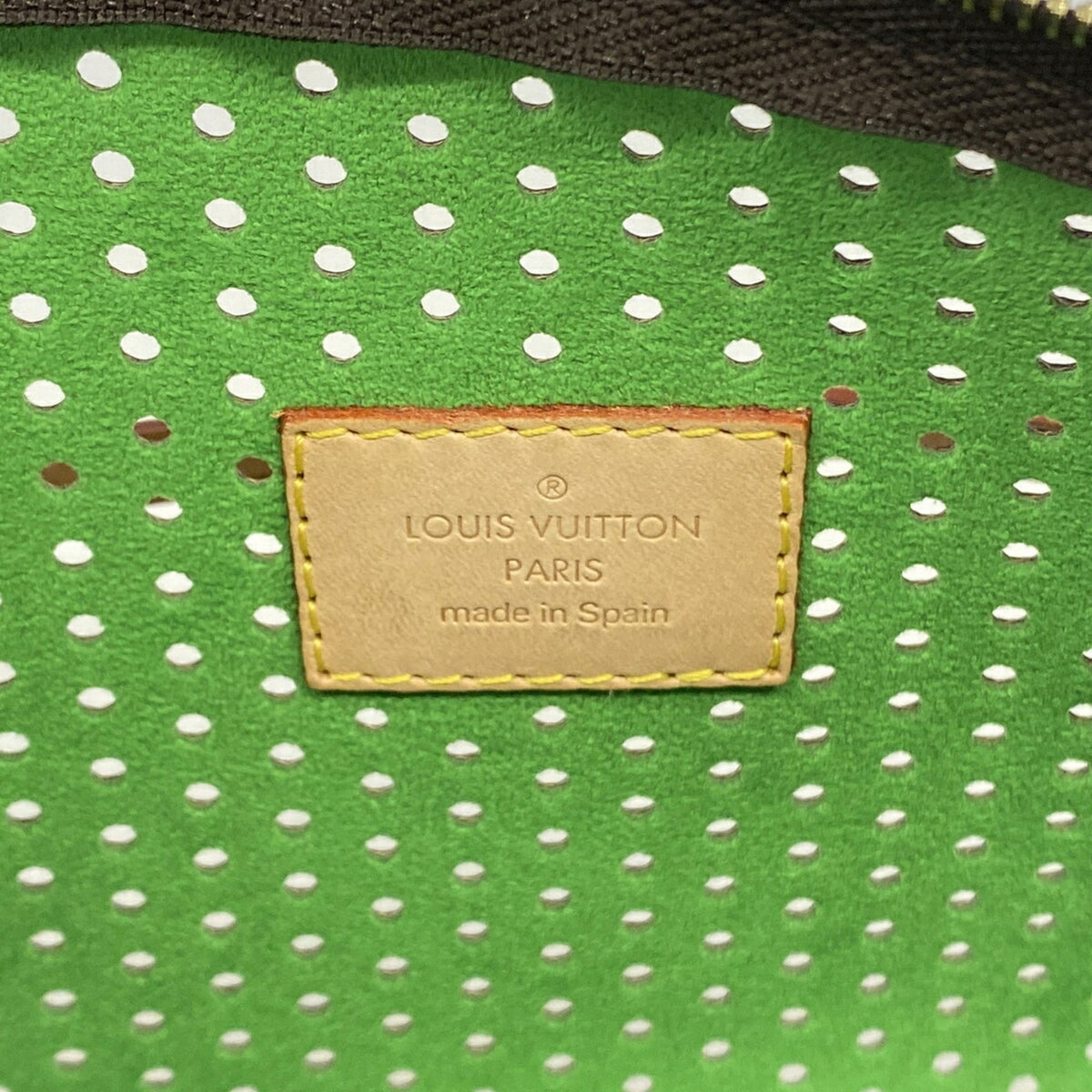 Louis Vuitton Vert Pouch (Pre-Owned)
