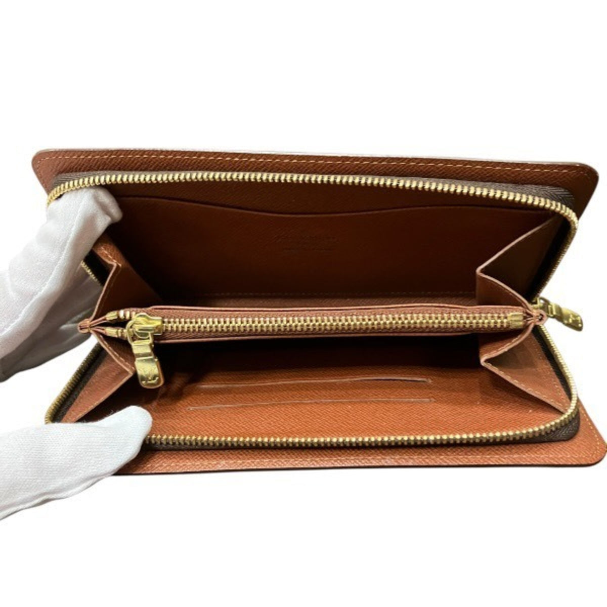 Louis Vuitton Monogram Brown Monogram Long Wallet (Bi-Fold) (Pre-Owned)