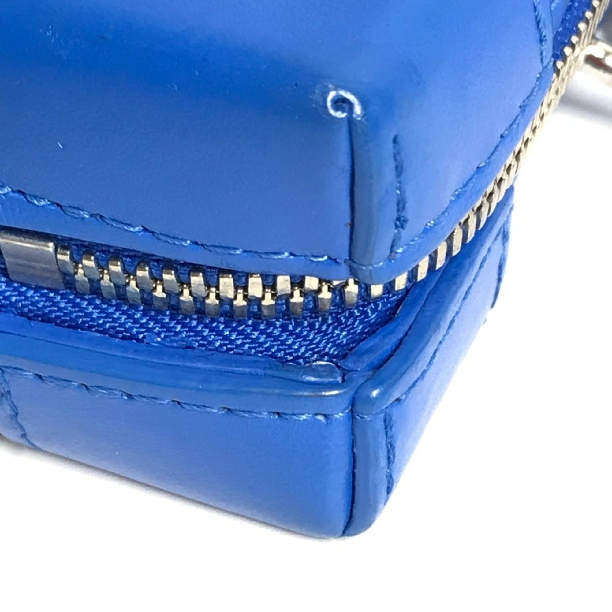 Louis Vuitton Blue White Leather Clutch Bag Pochette Shoulder Bag (Pre-Owned)