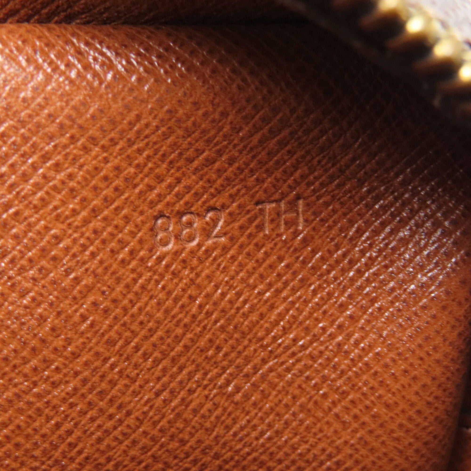 Louis Vuitton Monogram Monogram Shoulder Bag (Pre-Owned)