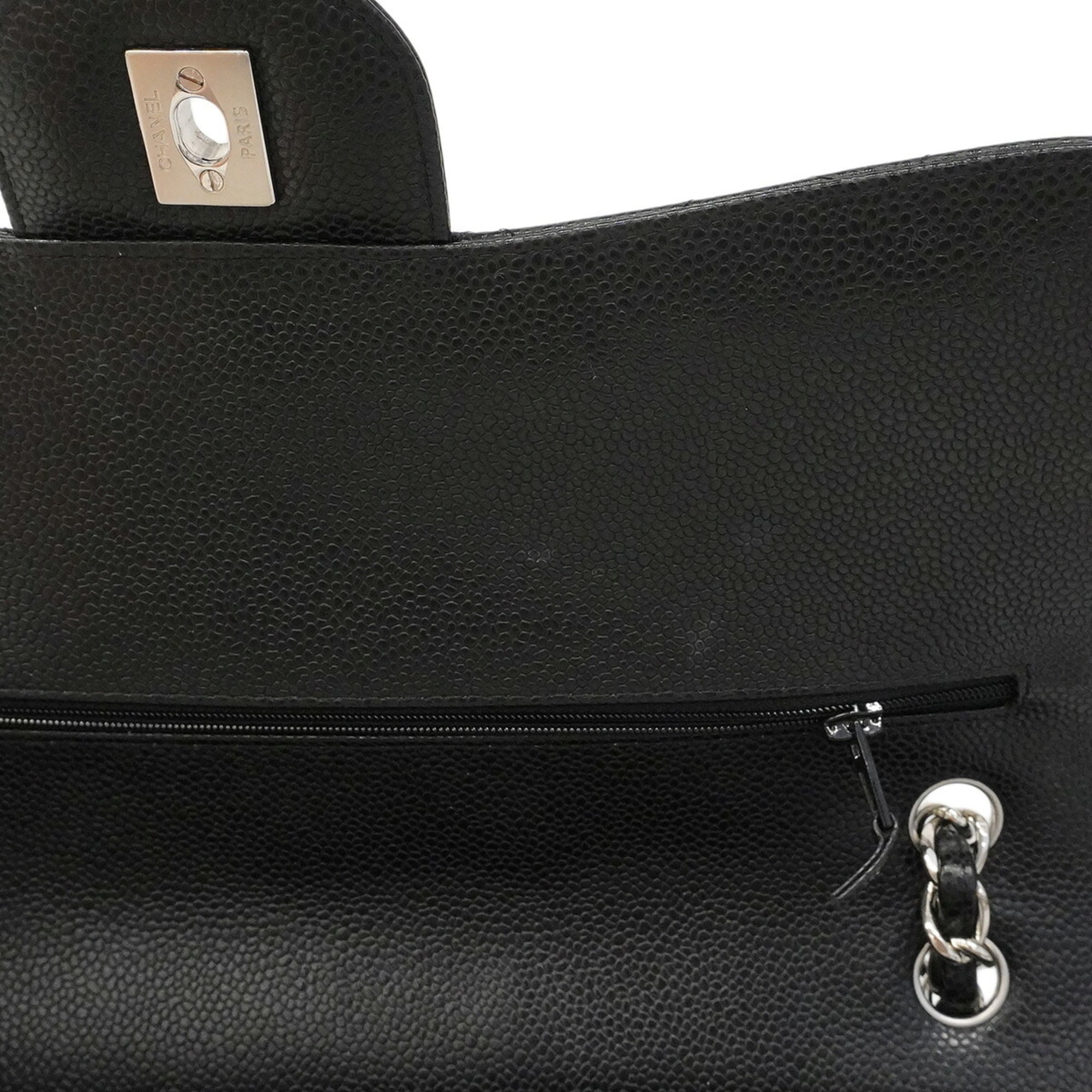 Chanel Black Grained Calfskin Shoulder Bag (Pre-Owned)