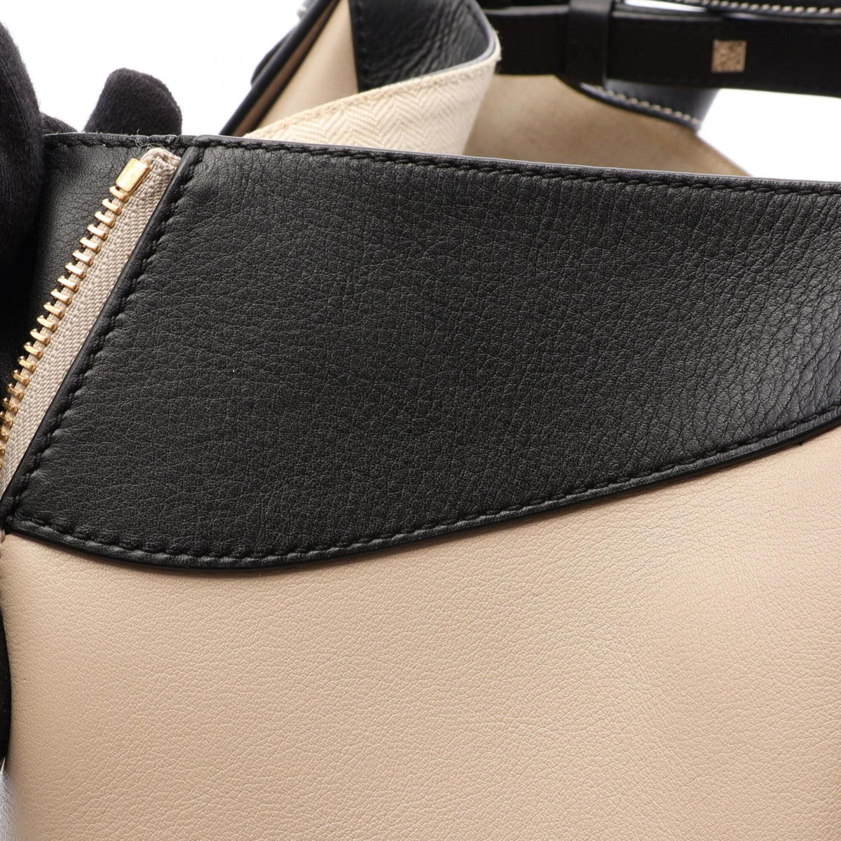 Loewe Beige Black Brown Leather Handbag (Pre-Owned)