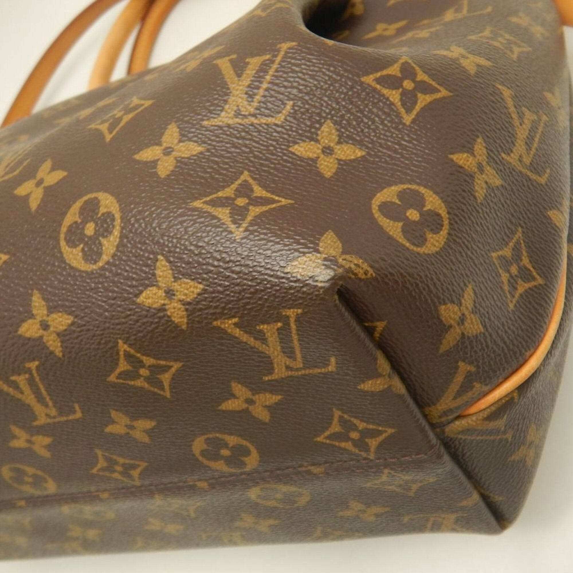 Louis Vuitton Brown Monogram Monogram Canvas Handbag (Pre-Owned)