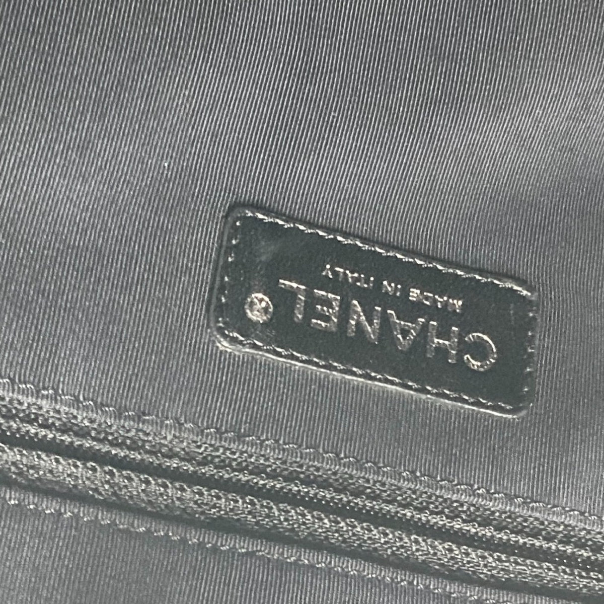 Chanel Black White Nylon Canvas Shoulder Bag (Pre-Owned)
