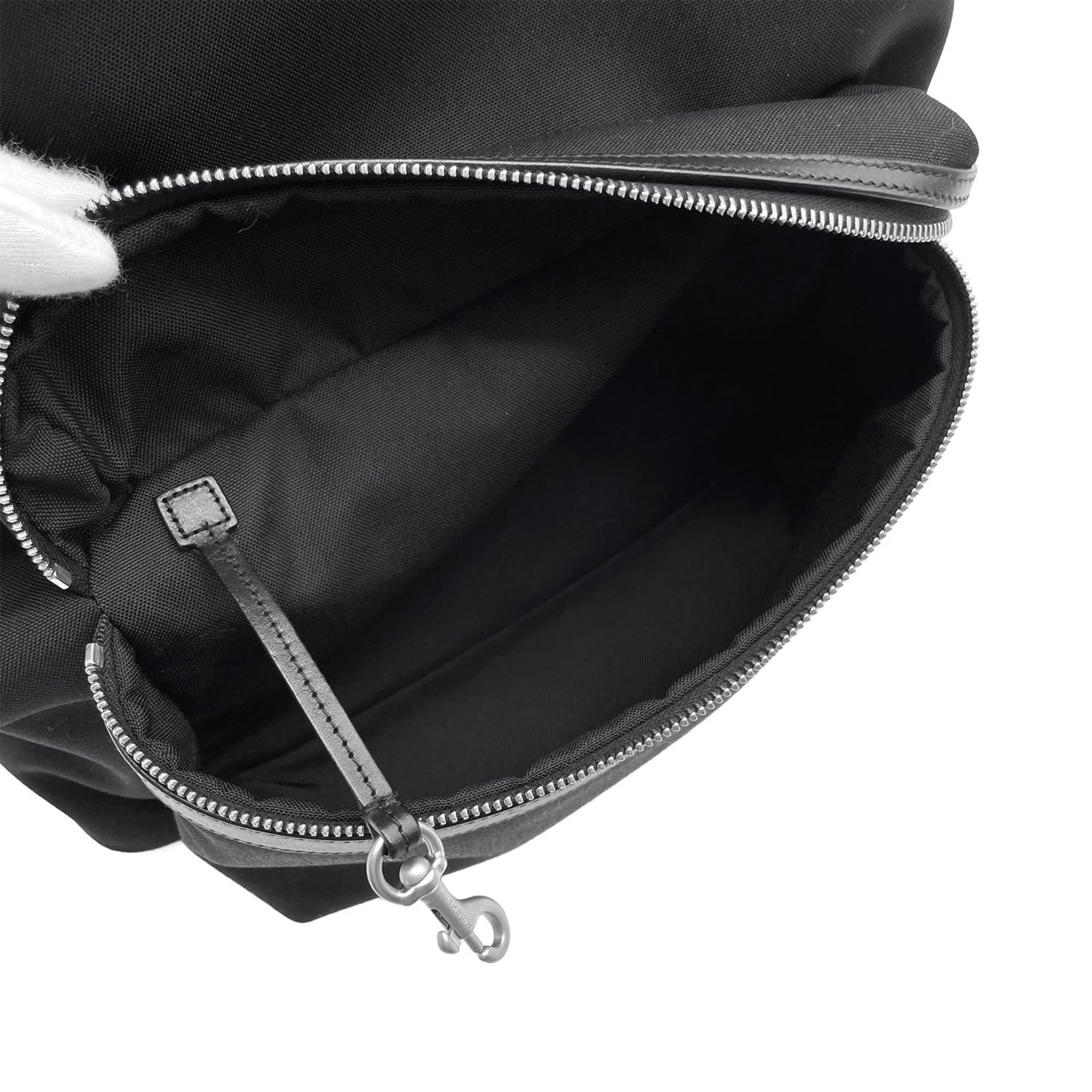 Yves Saint Laurent Black Canvas Leather Backpack (Pre-Owned)