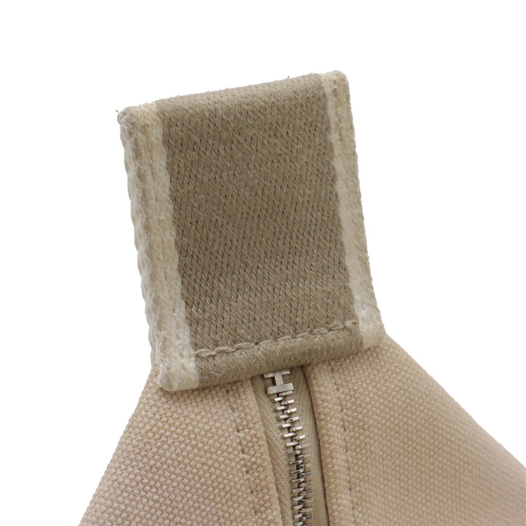 Hermes Natural Canvas Handbag (Pre-Owned)