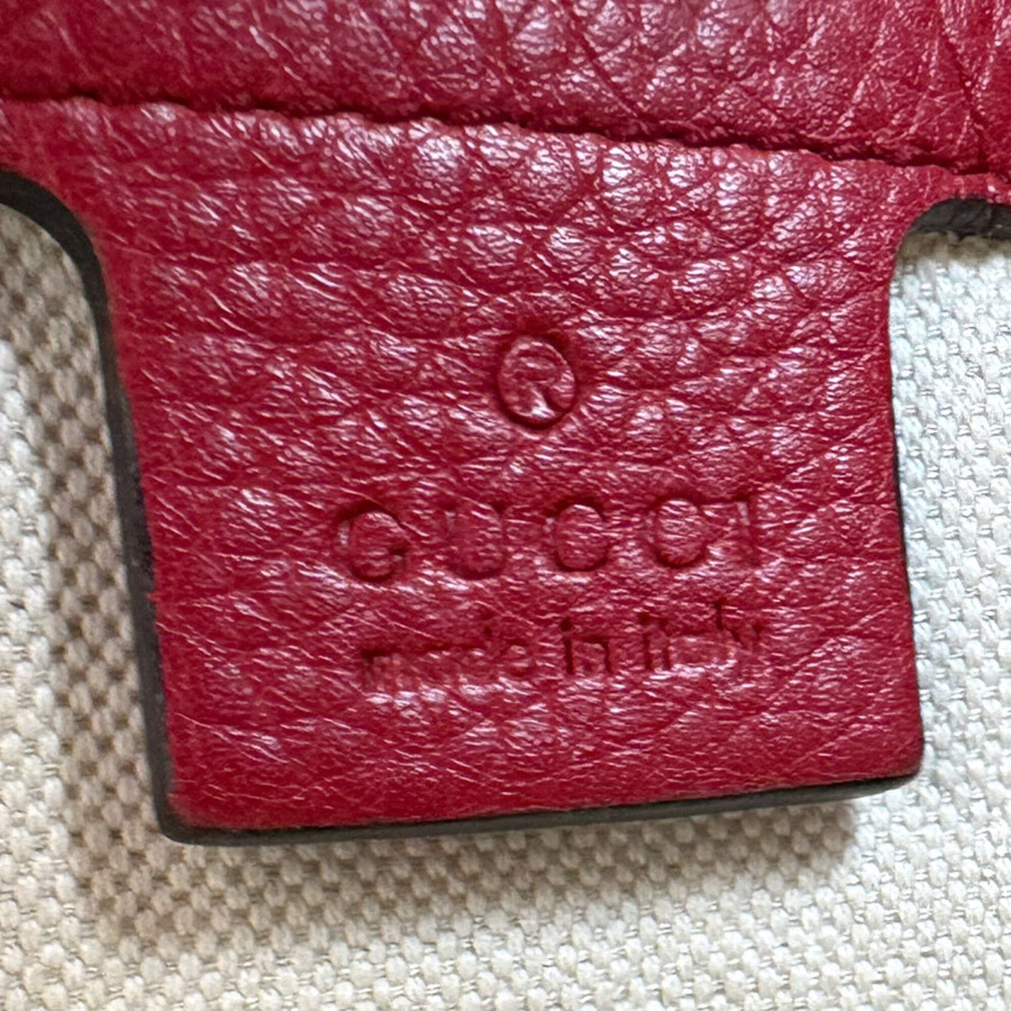 Gucci Red Color Leather Backpack (Pre-Owned)