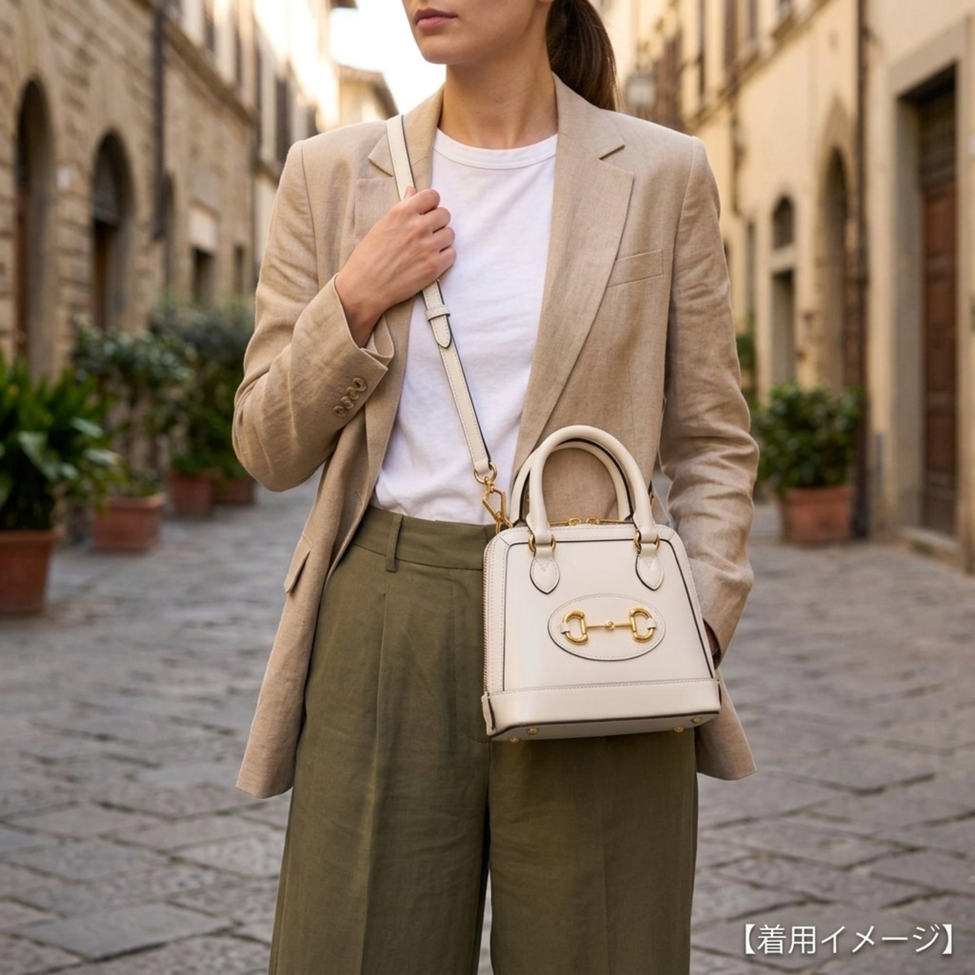 Gucci White Leather Shoulder Bag (Pre-Owned)