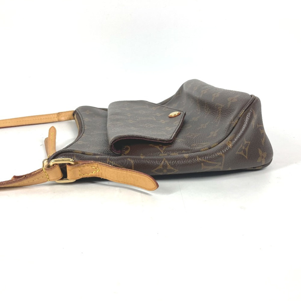 Louis Vuitton Brown Monogram Pochette Shoulder Bag (Pre-Owned)
