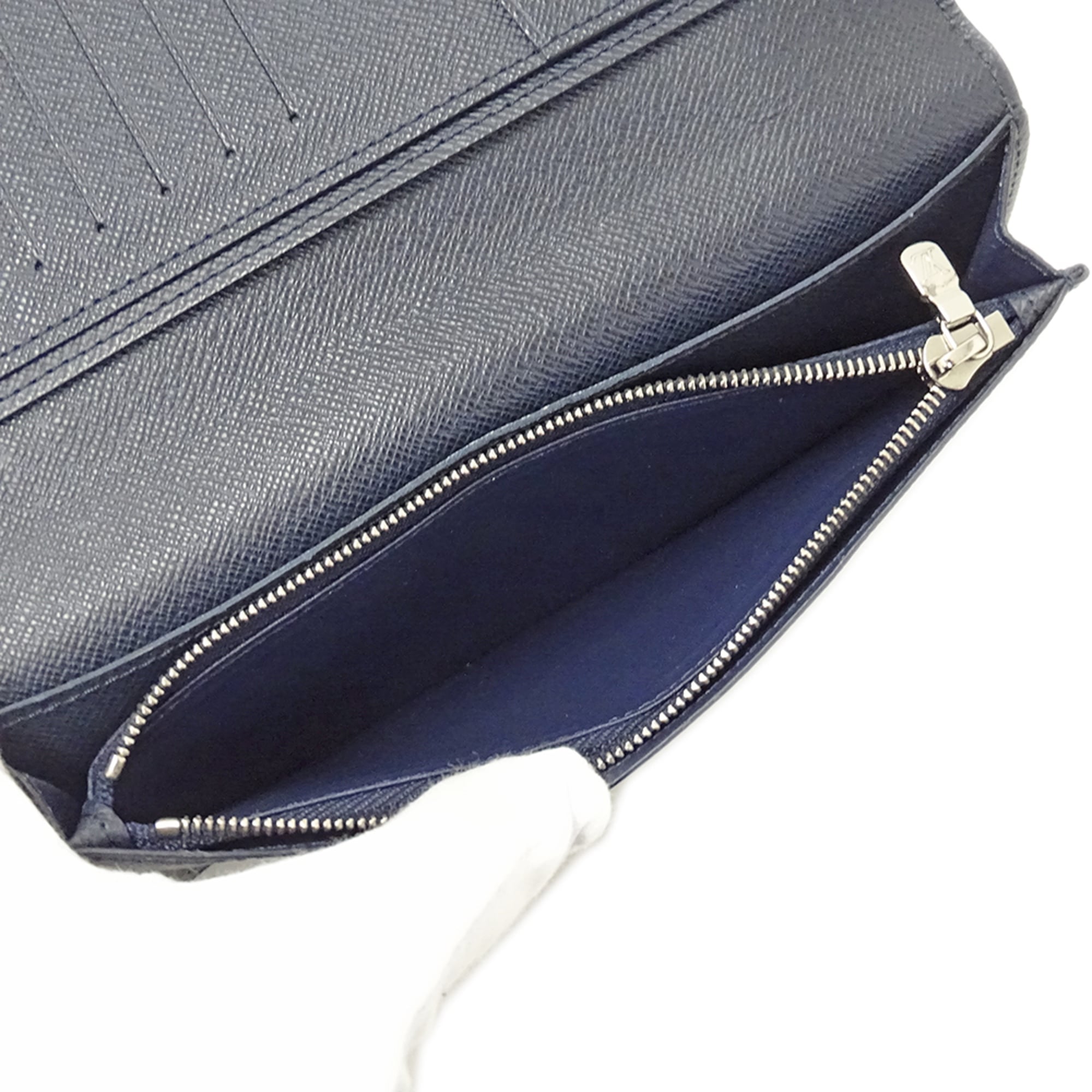 Louis Vuitton Navy Blue Epi Leather Long Wallet (Bi-Fold) (Pre-Owned)