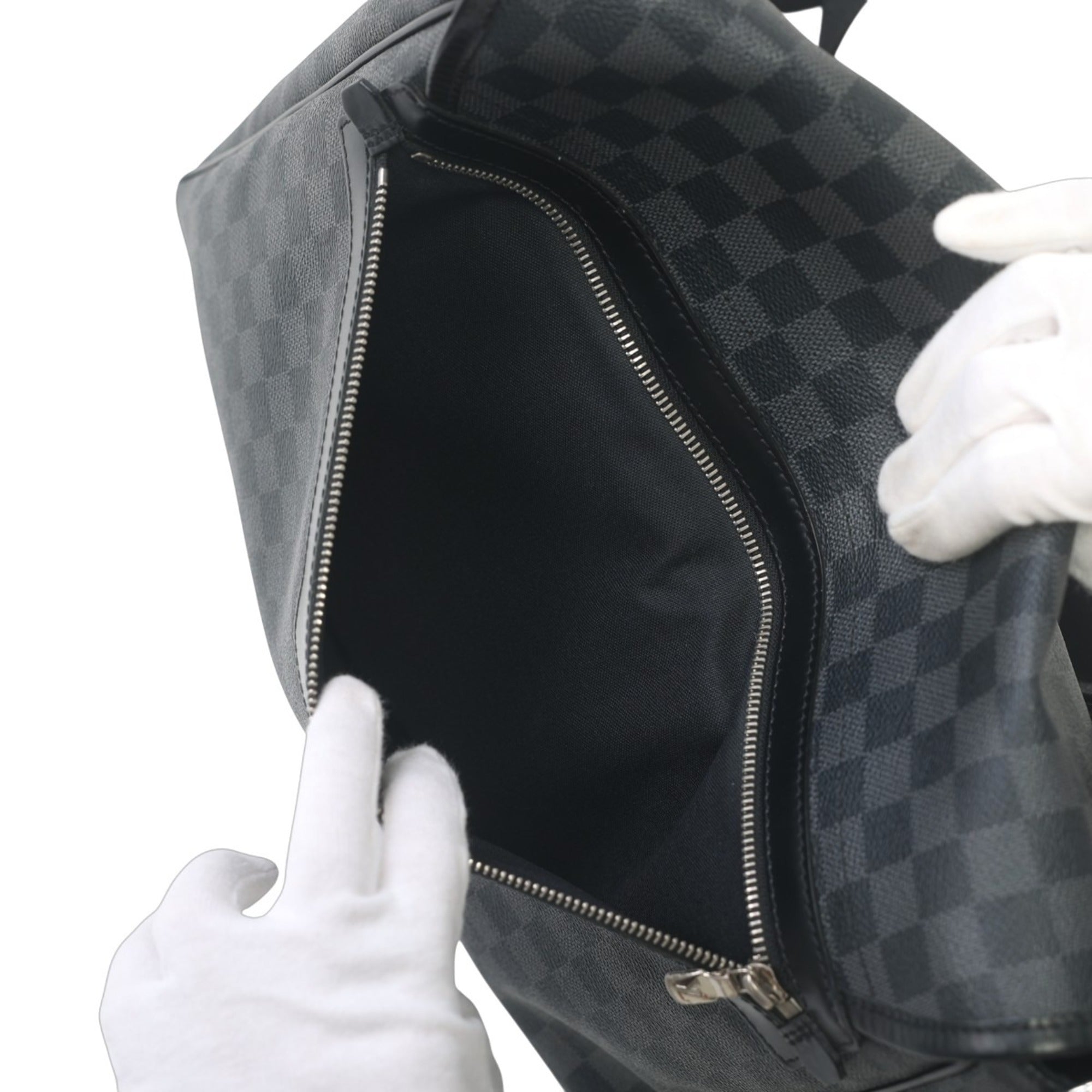 Louis Vuitton Black Damier Graphite Damier Graphite Shoulder Bag (Pre-Owned)