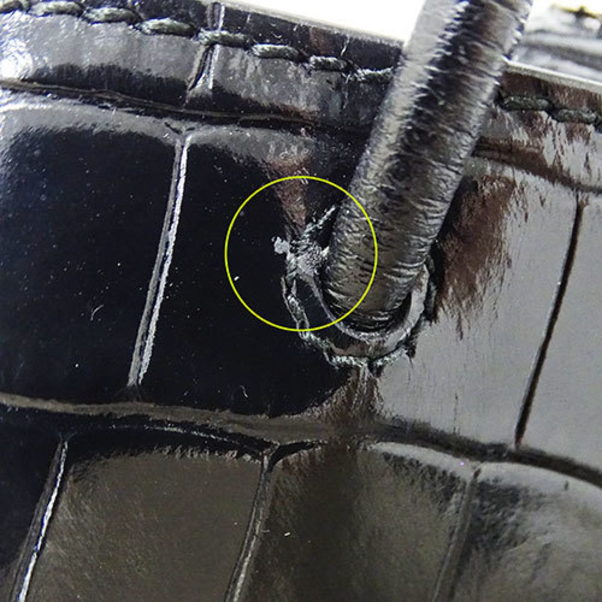 Balenciaga Black Leather Pochette Shoulder Bag (Pre-Owned)