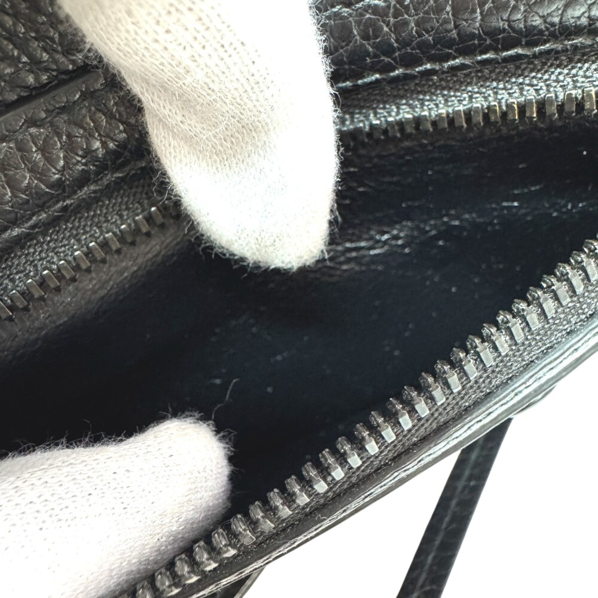Balenciaga Black Leather Long Wallet (Bi-Fold) (Pre-Owned)