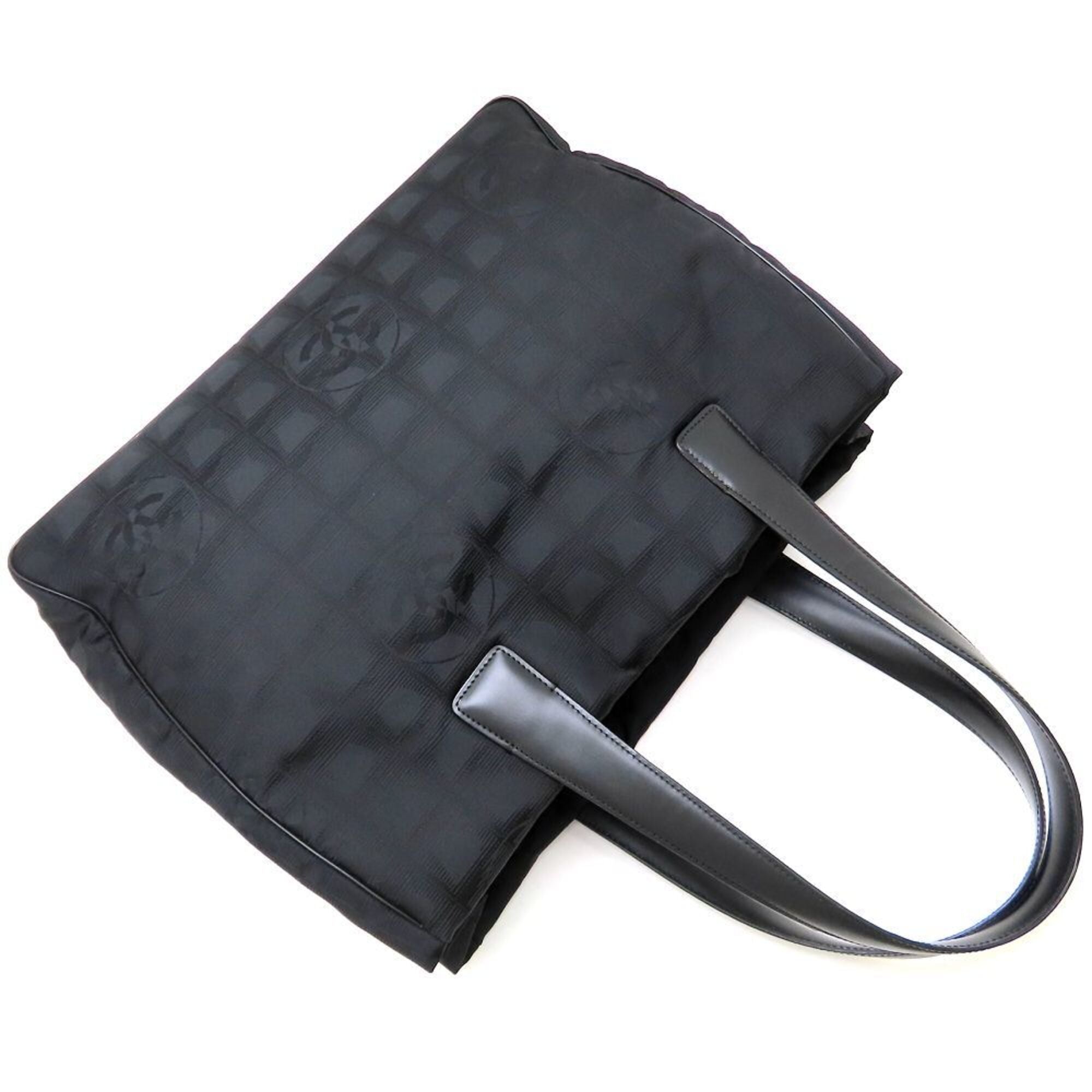 Chanel Black Nylon Leather Tote Bag (Pre-Owned)