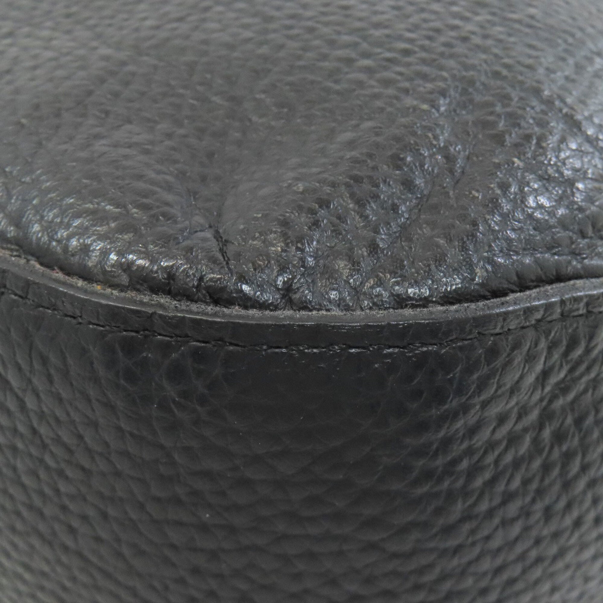 A.D.M.J Black Leather Shoulder Bag (Pre-Owned)