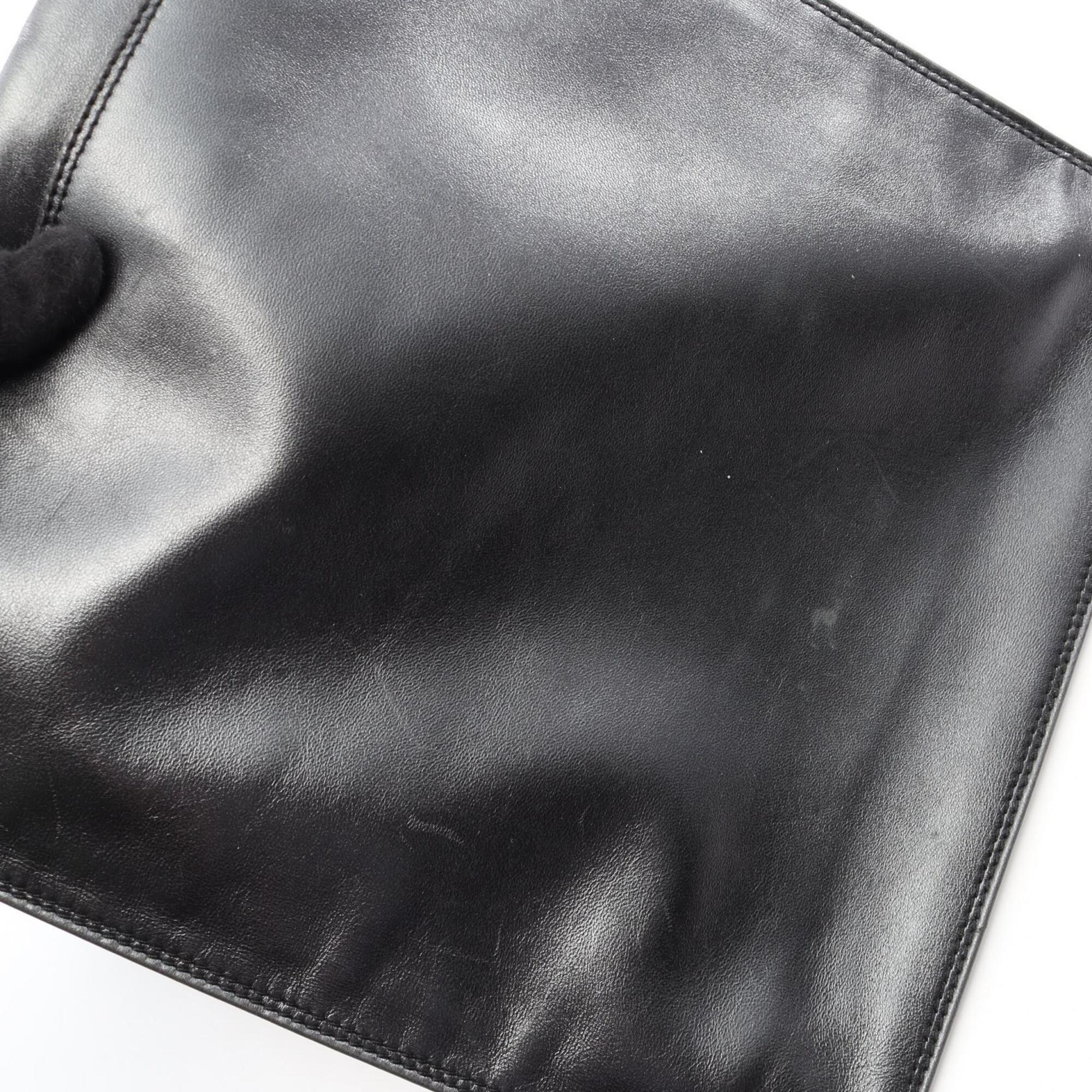 Chanel Black Leather Handbag Shoulder Bag (Pre-Owned)