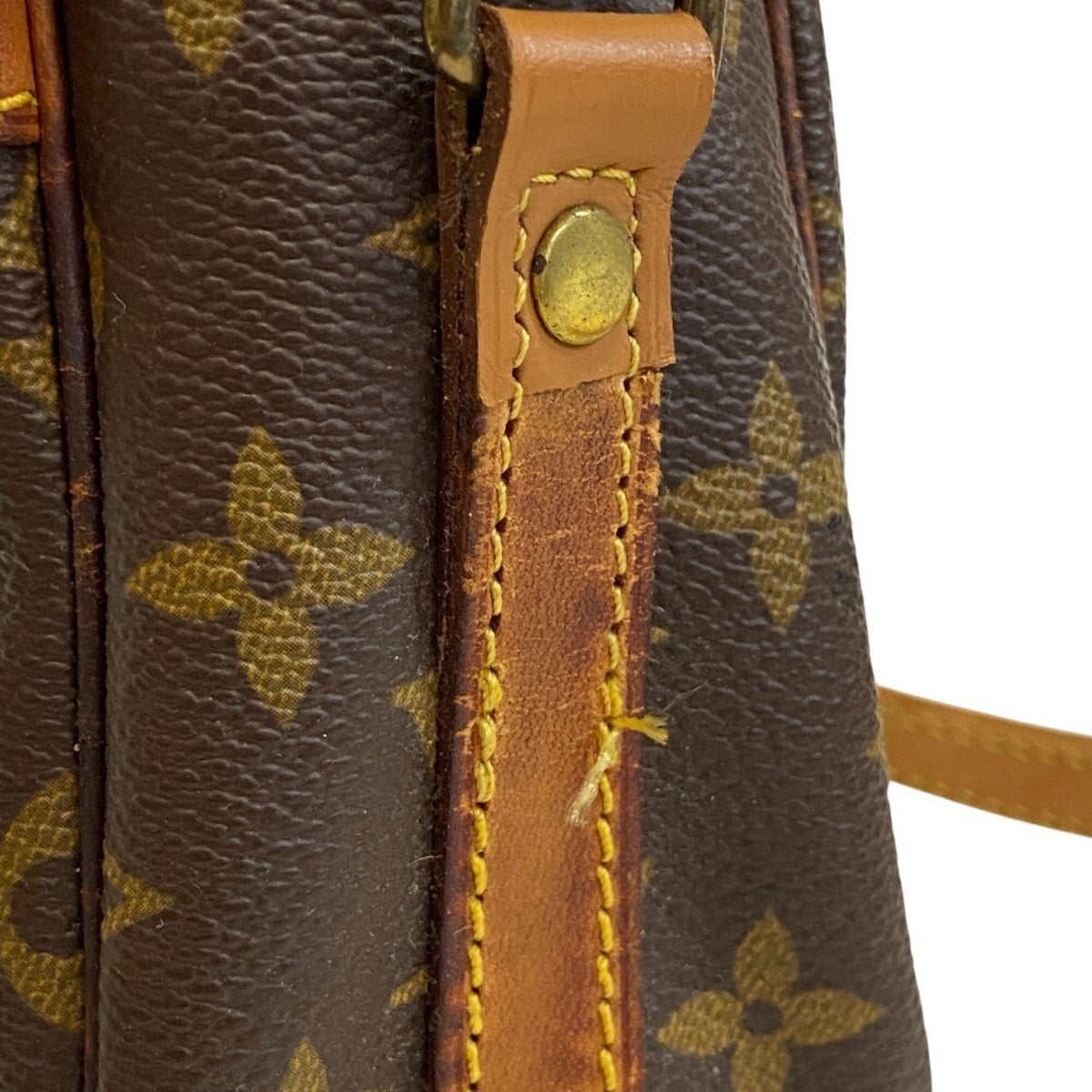 Louis Vuitton Brown Leather Shoulder Bag (Pre-Owned)
