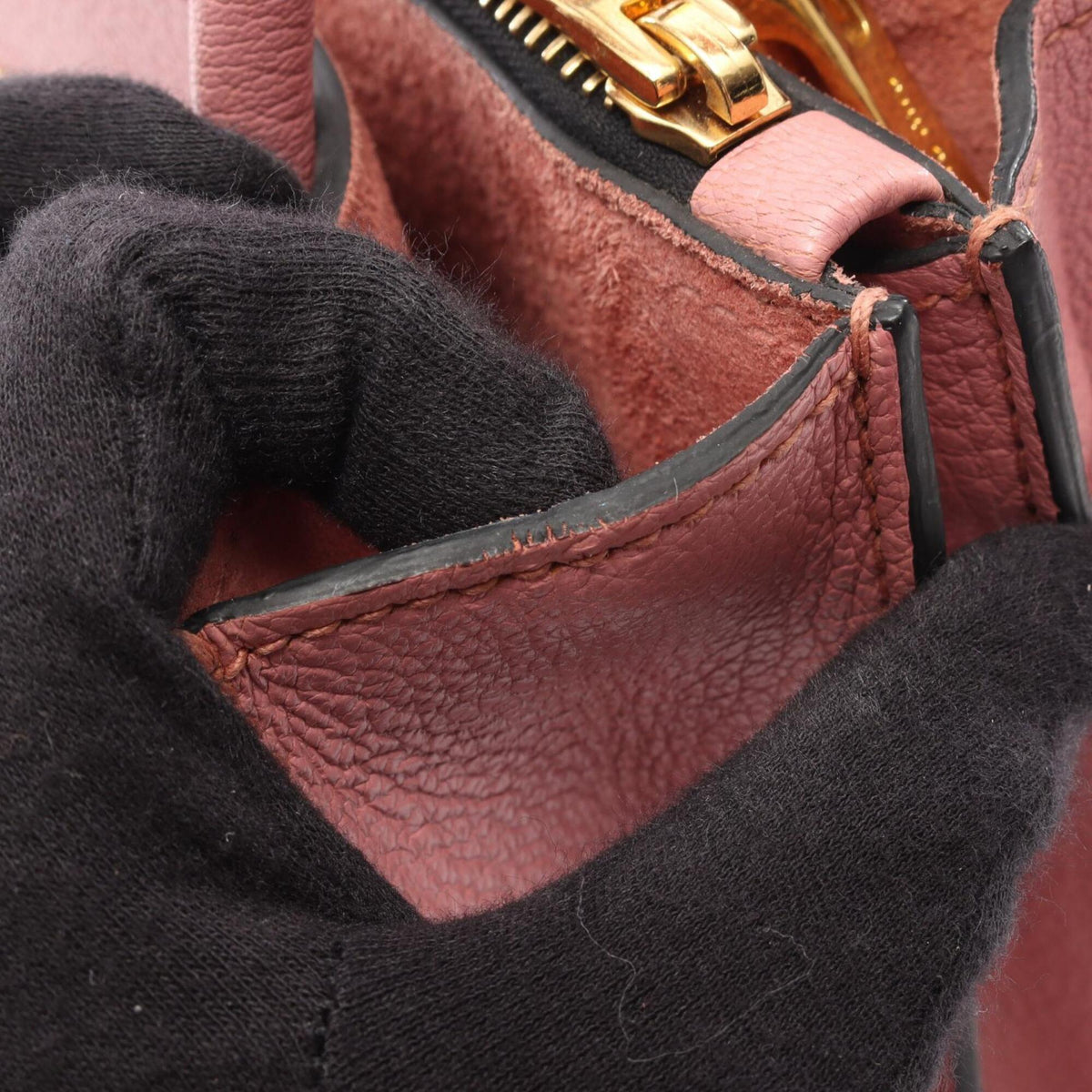 Miu Miu Pink Leather Handbag (Pre-Owned)