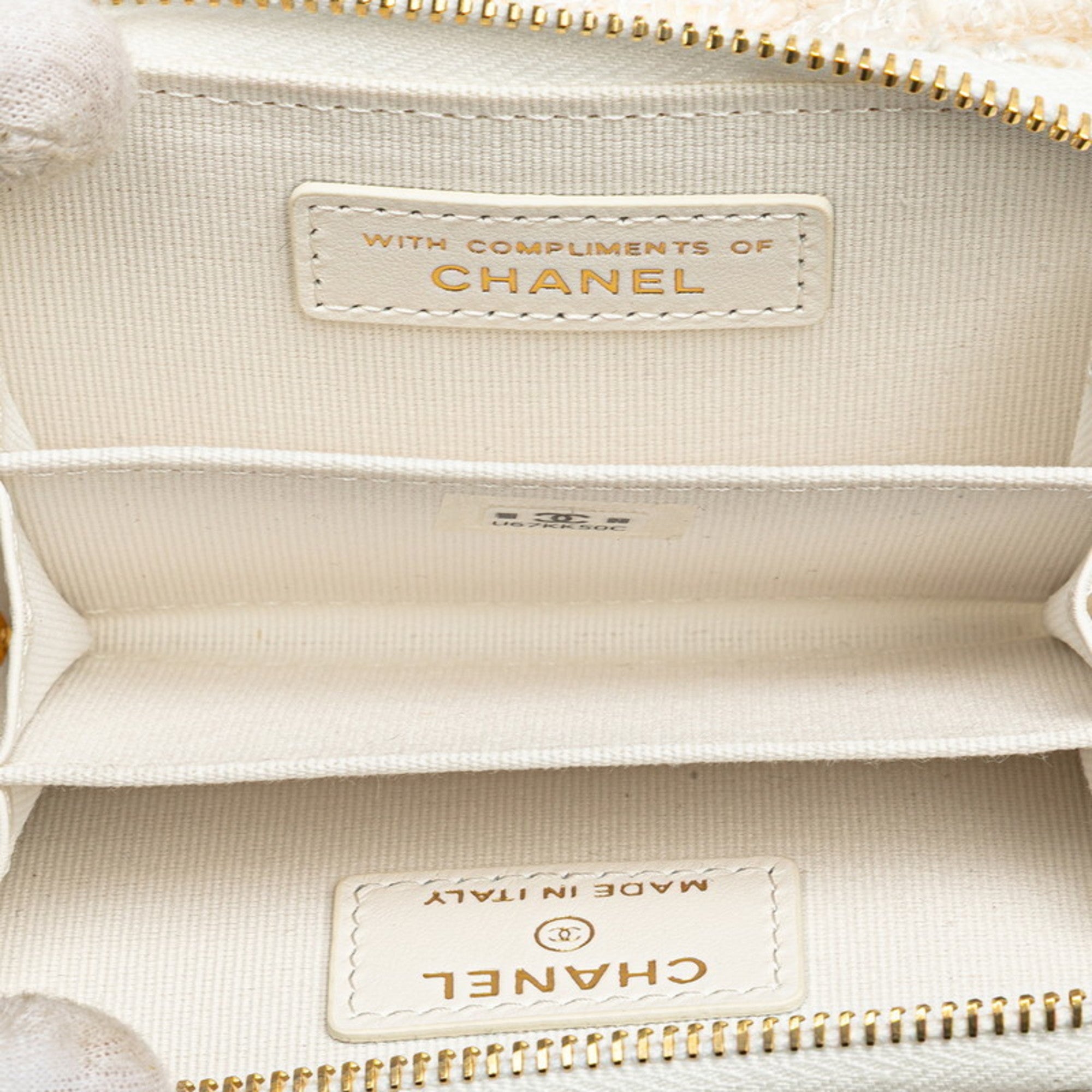 Chanel White Tweed Leather Chain/Shoulder Wallet (Pre-Owned)