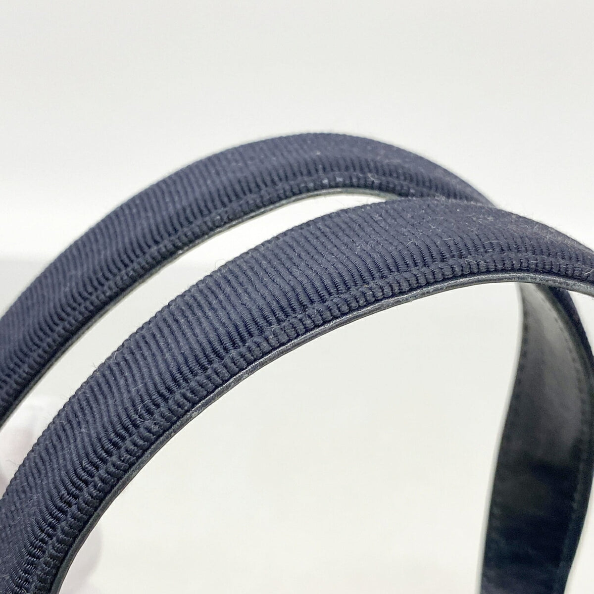 Salvatore Ferragamo Navy Leather Handbag (Pre-Owned)