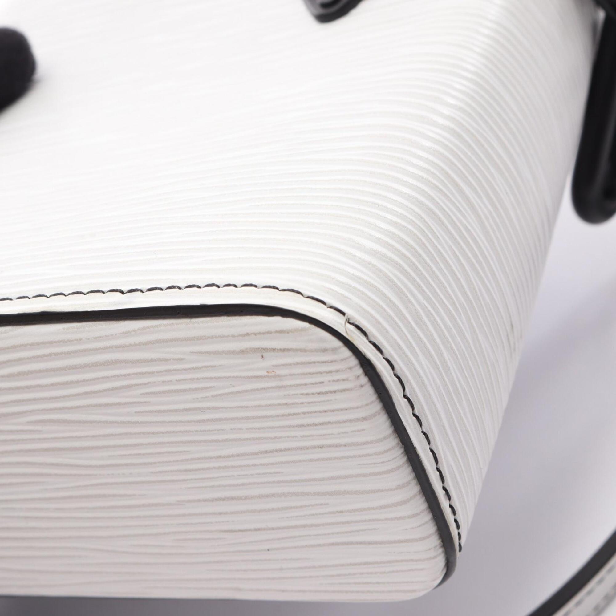 Louis Vuitton Blanc White Epi Leather Handbag Shoulder Bag (Pre-Owned)