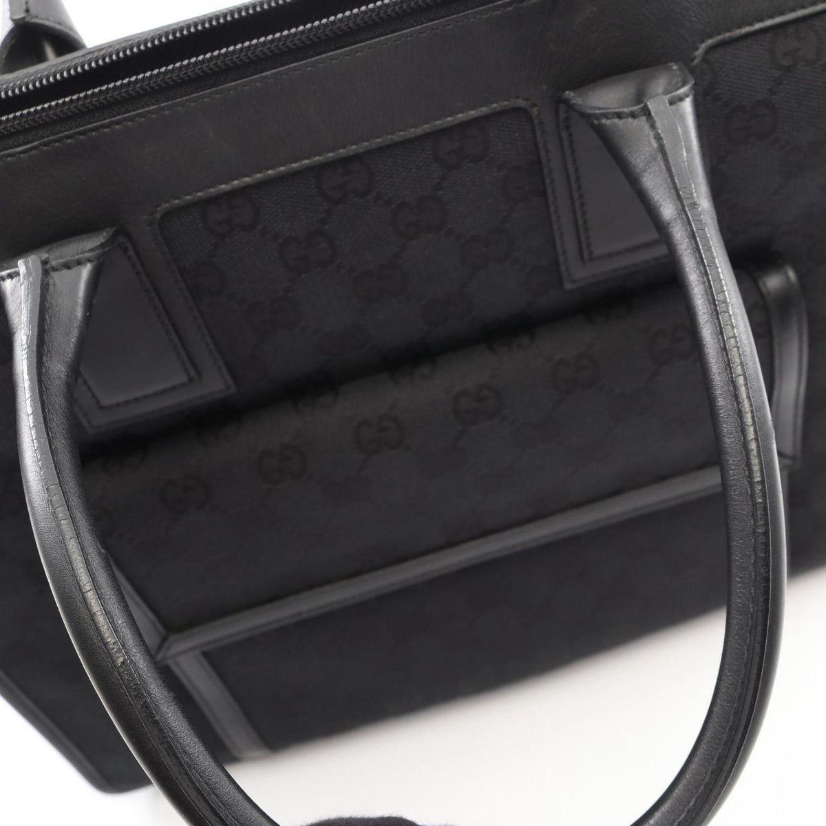 Gucci Gg Canvas Black Gg Canvas Leather Handbag (Pre-Owned)