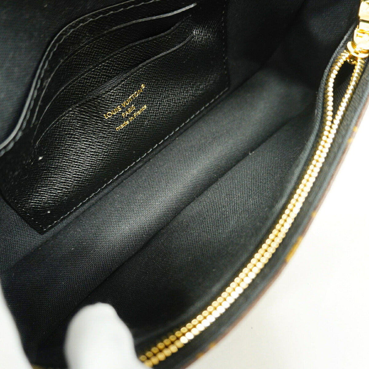 Louis Vuitton Brown Handbag (Pre-Owned)