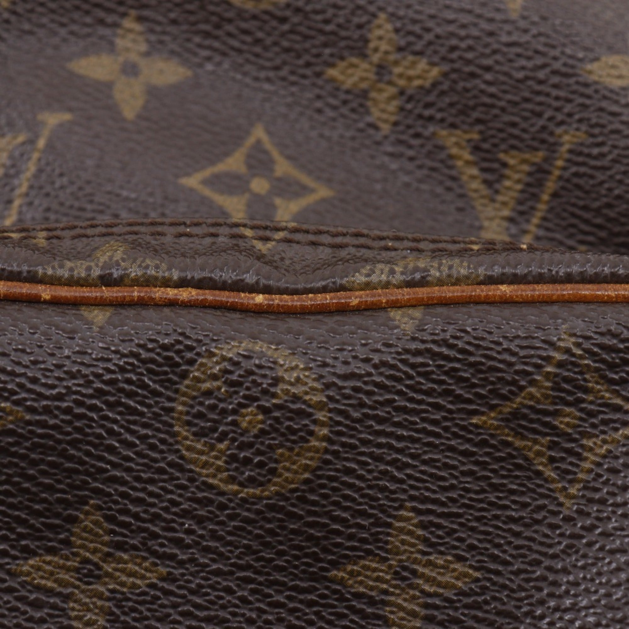 Louis Vuitton Brown Monogram Canvas Shoulder Bag (Pre-Owned)