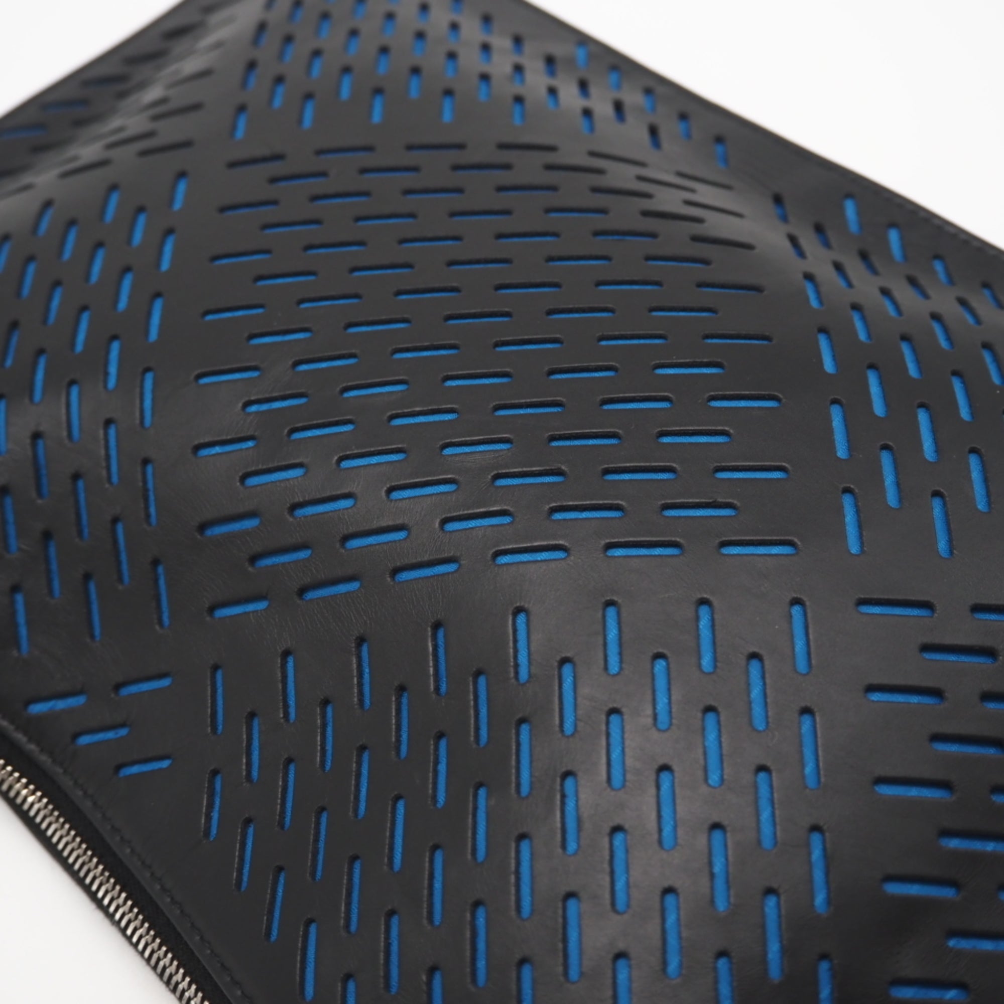 Bottega Veneta Black Blue Leather Nylon Clutch Bag (Pre-Owned)