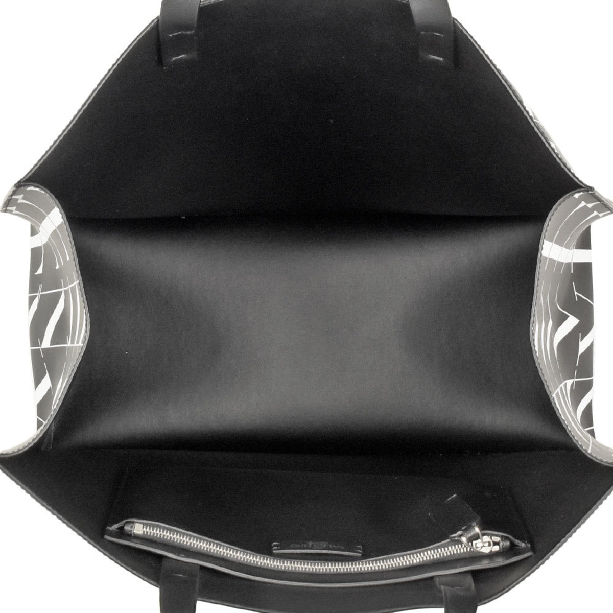 Valentino Black Leather Tote Bag (Pre-Owned)