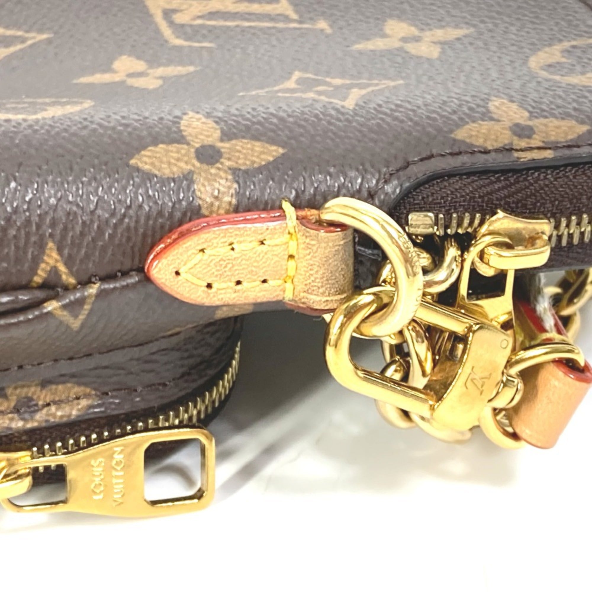 Louis Vuitton Monogram Brown Monogram Monogram Handbag Pochette Shoulder Bag (Pre-Owned)