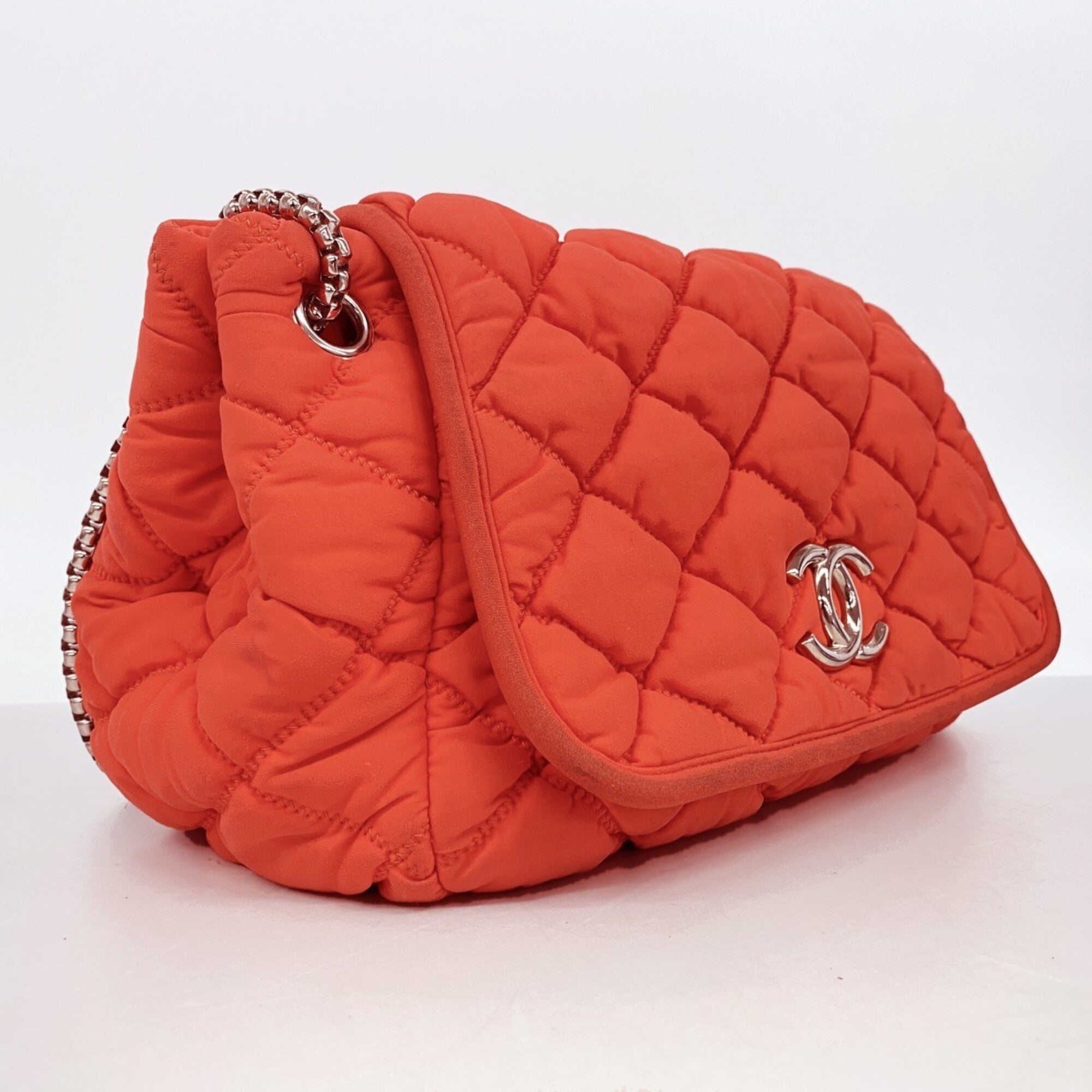 Chanel Red Color Nylon Shoulder Bag (Pre-Owned)