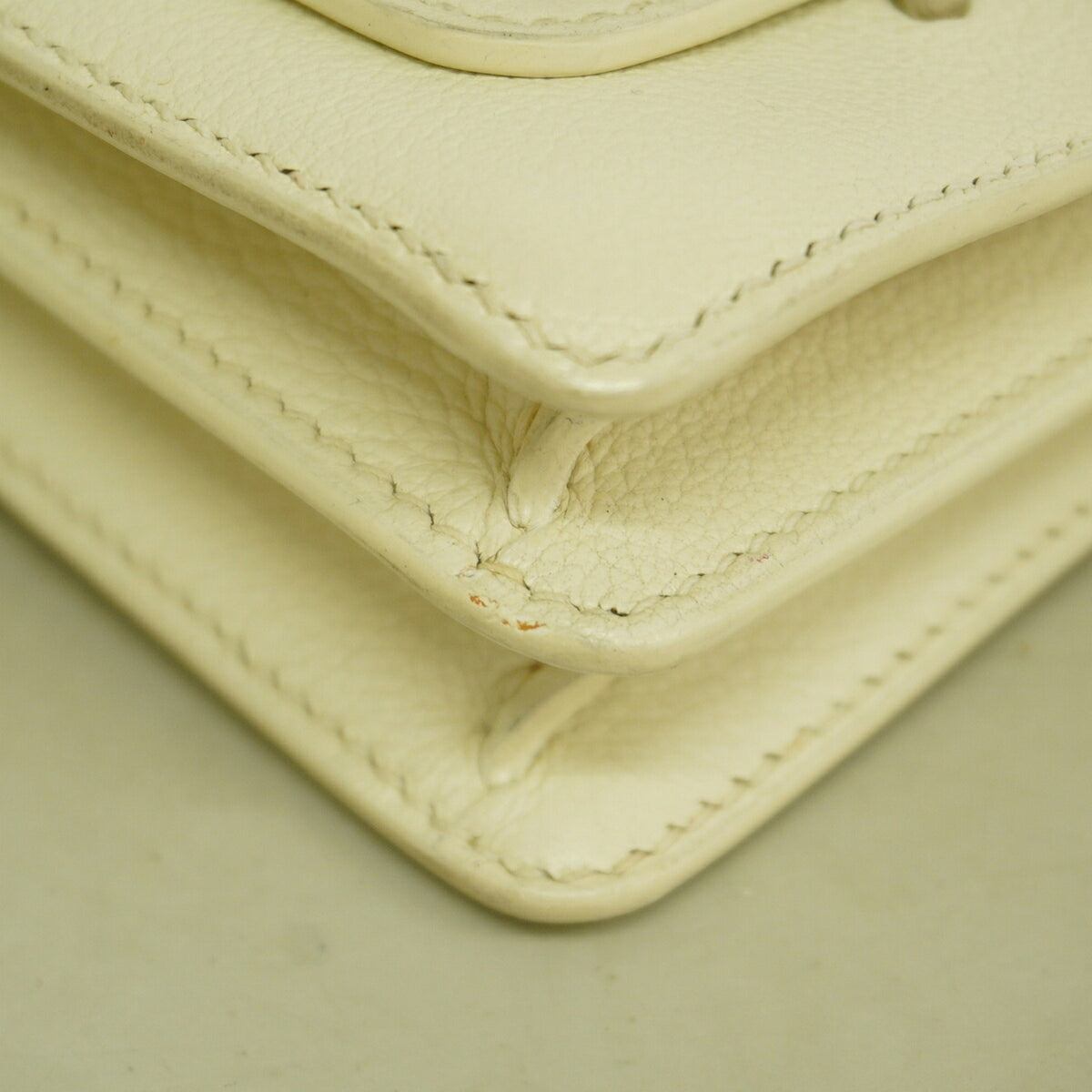Hermes White Shoulder Bag (Pre-Owned)