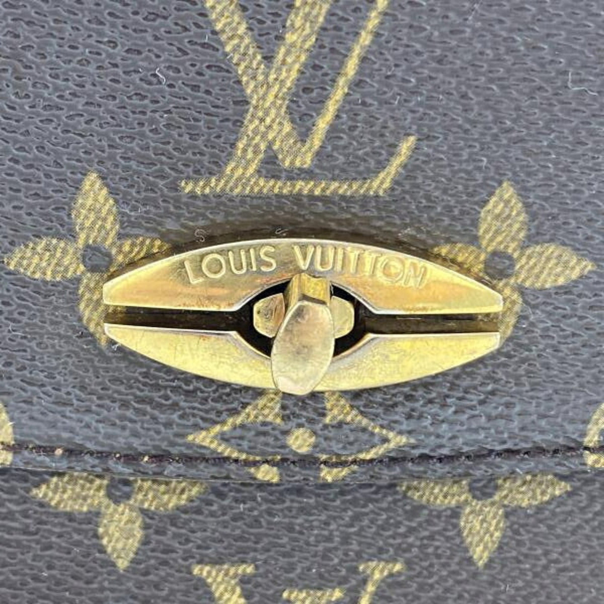Louis Vuitton Brown Monogram Handbag (Pre-Owned)