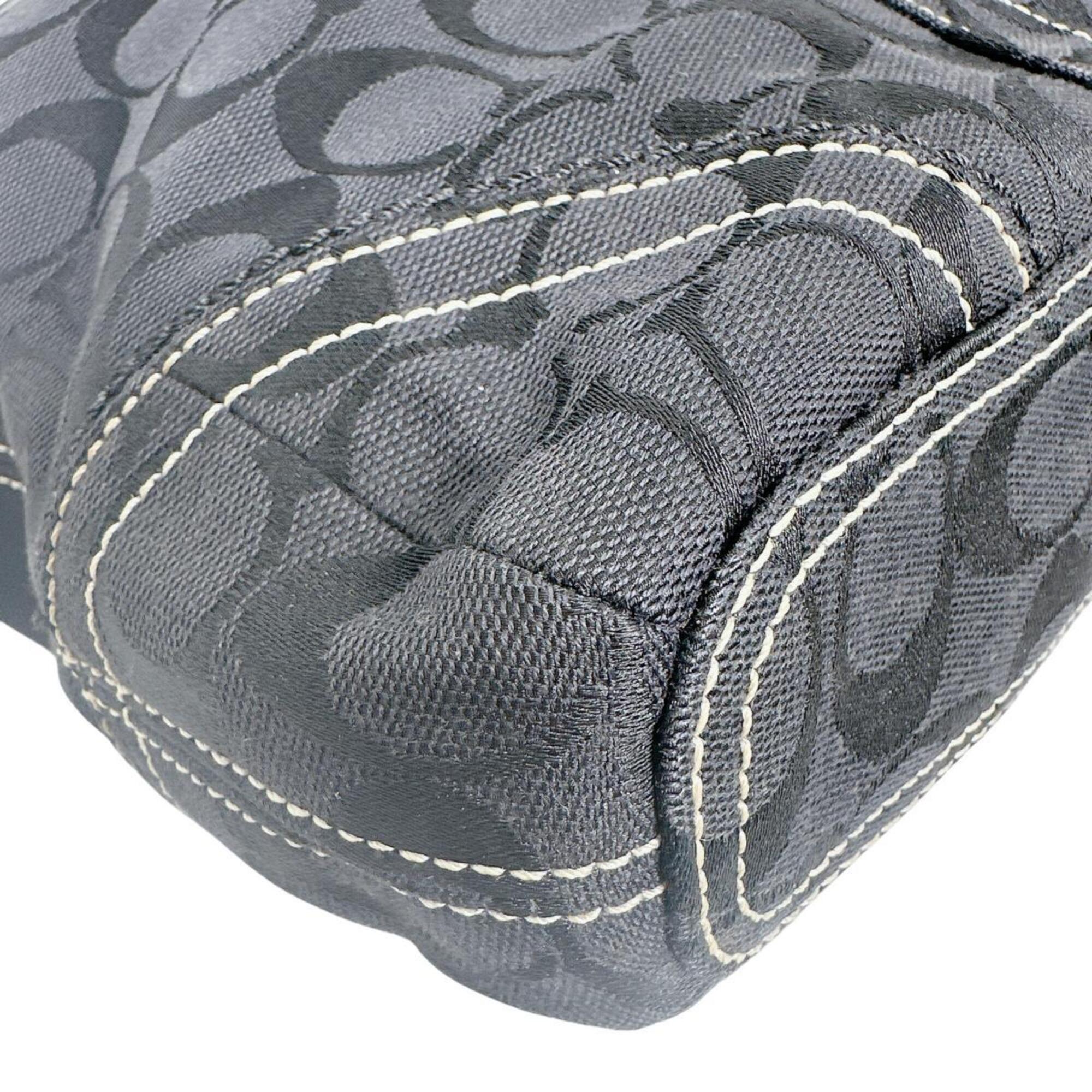 Coach Black Canvas Shoulder Bag (Pre-Owned)