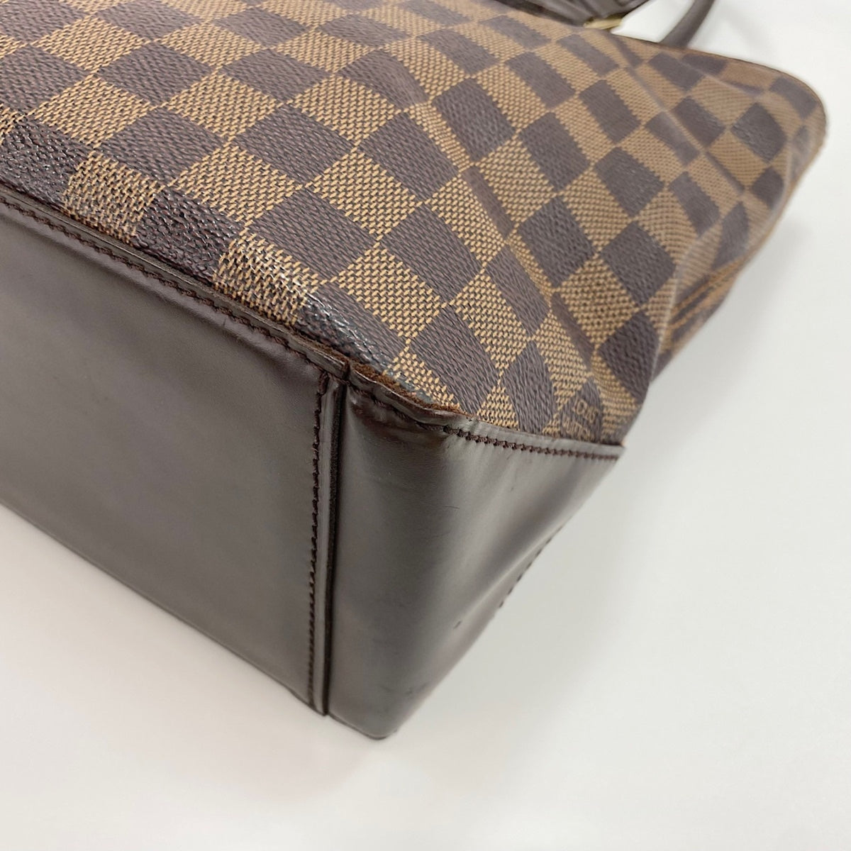 Louis Vuitton Brown Handbag (Pre-Owned)