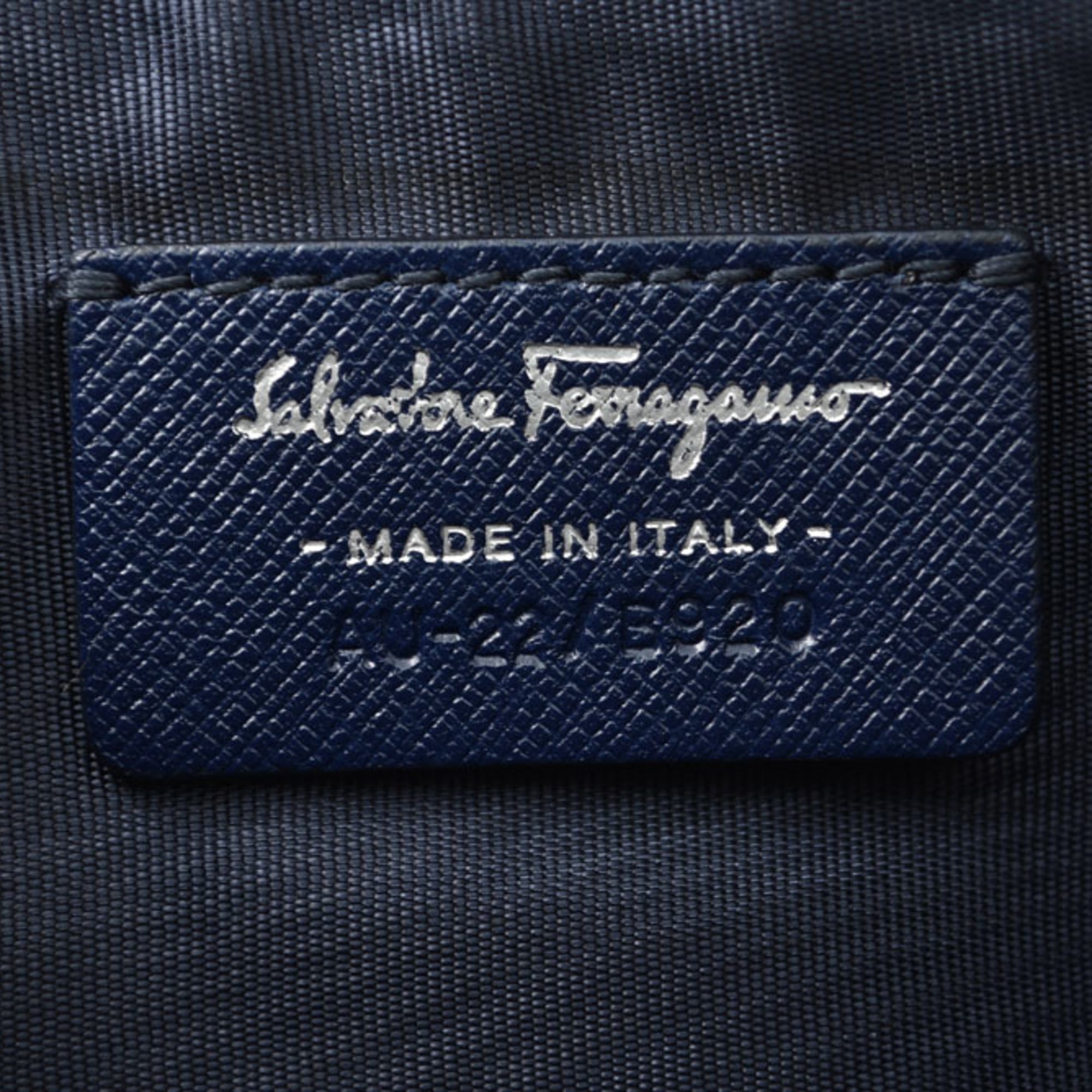 Salvatore Ferragamo Navy Leather Clutch Bag Pouch (Pre-Owned)