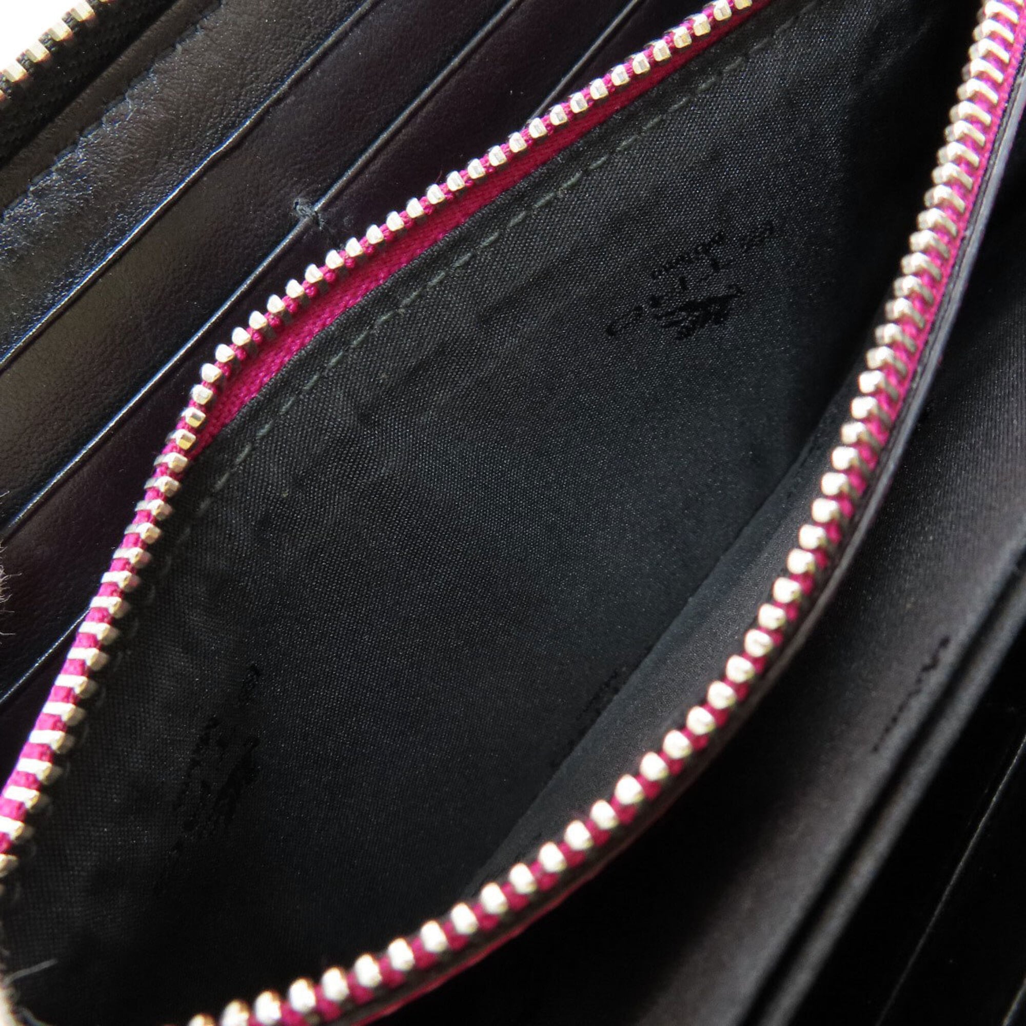 Etro Black Leather Long Wallet (Bi-Fold) (Pre-Owned)