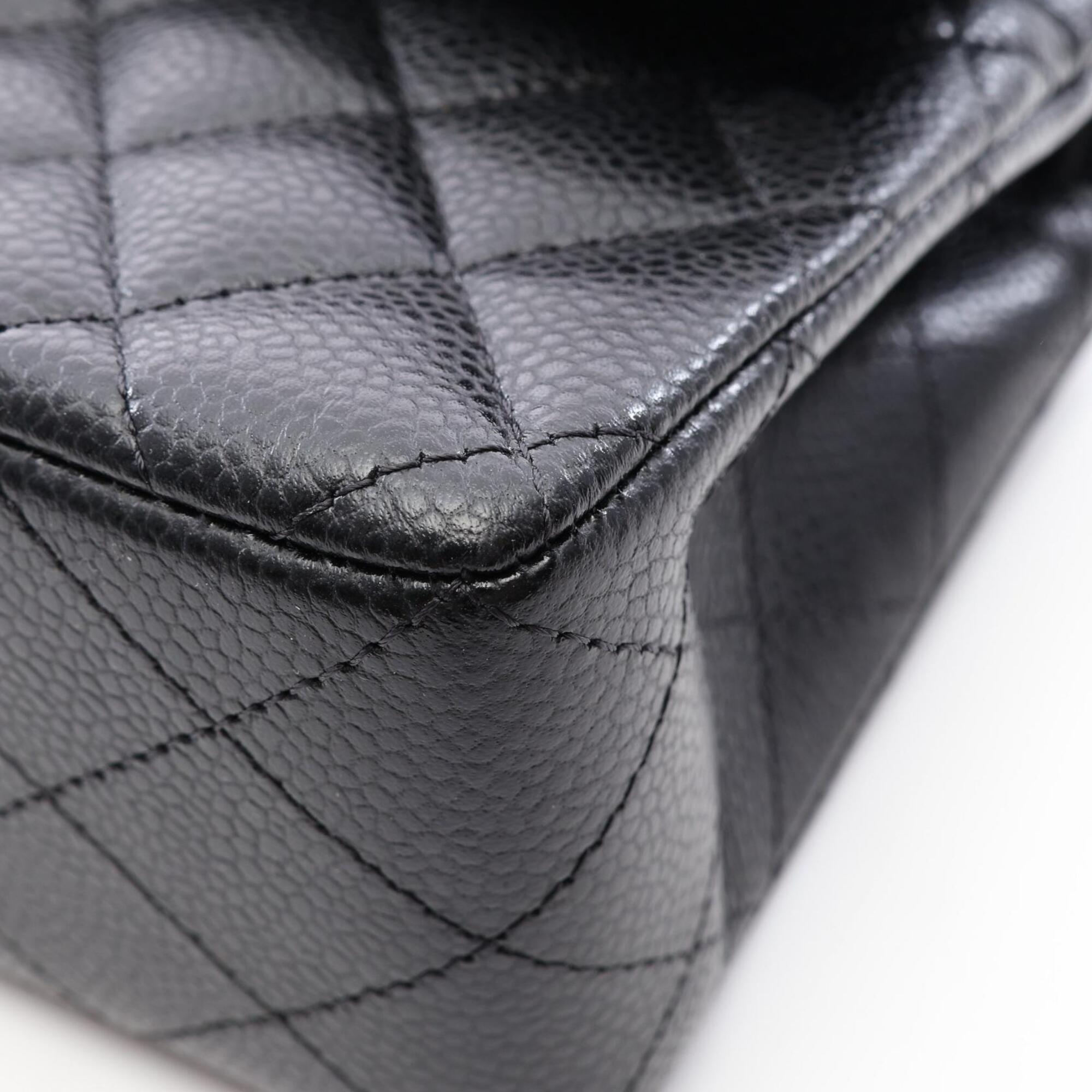 Chanel Black Grained Calfskin Handbag Shoulder Bag (Pre-Owned)